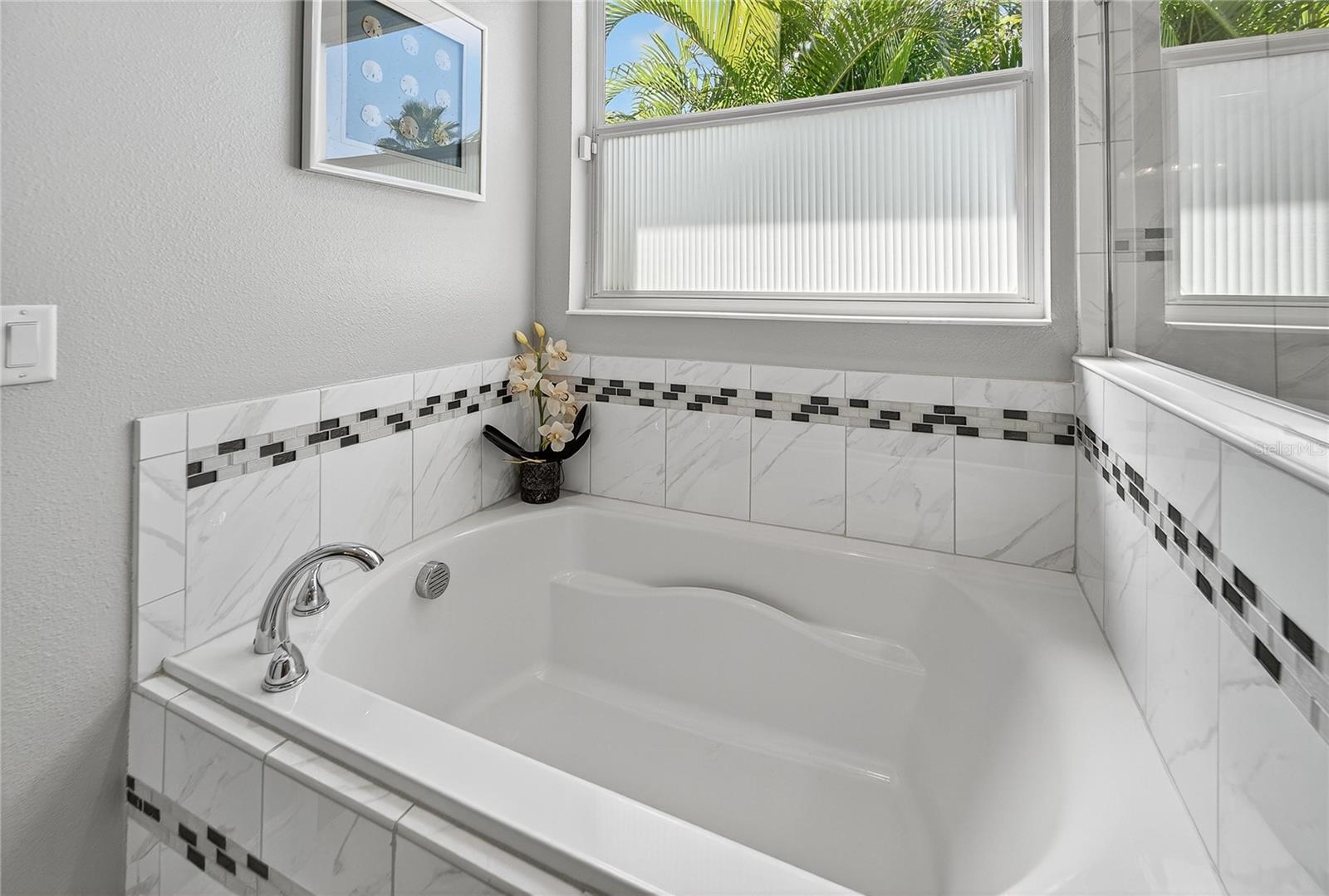 Image 45 of 91 For 11525 Lake Lucaya Drive