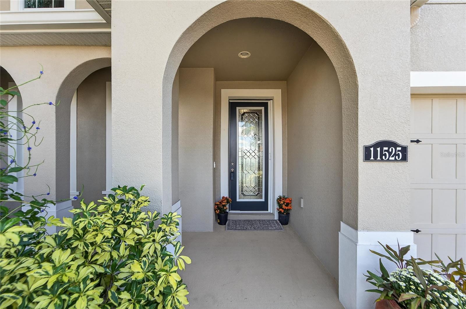 Image 5 of 91 For 11525 Lake Lucaya Drive