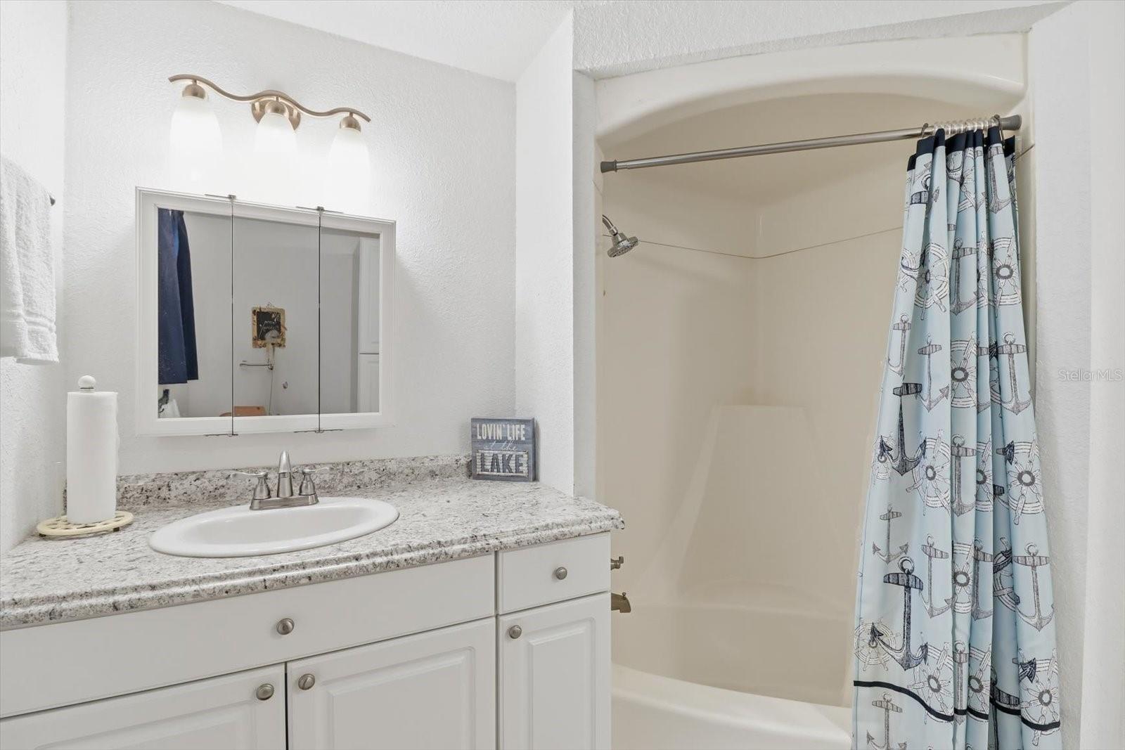 Image 28 of 50 For 11641 Salmon Drive