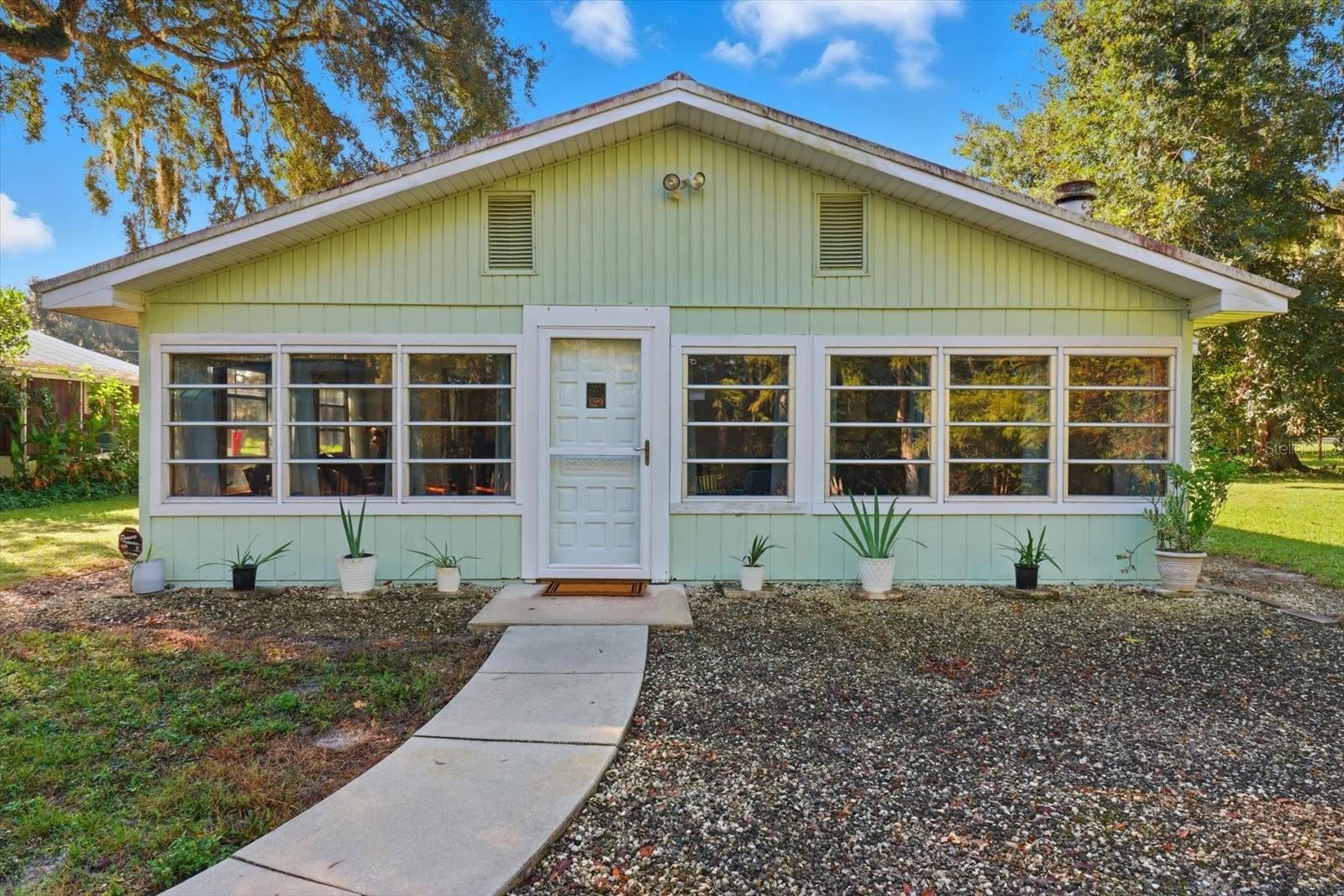 Image 32 of 50 For 11641 Salmon Drive