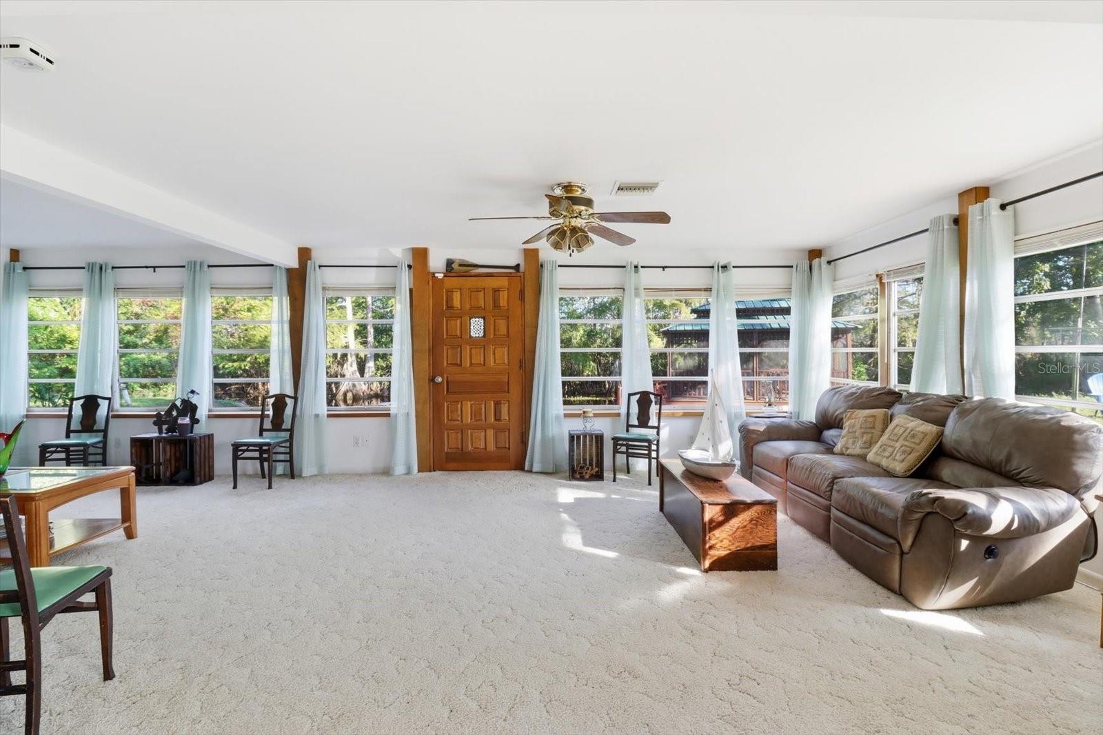 Image 5 of 50 For 11641 Salmon Drive