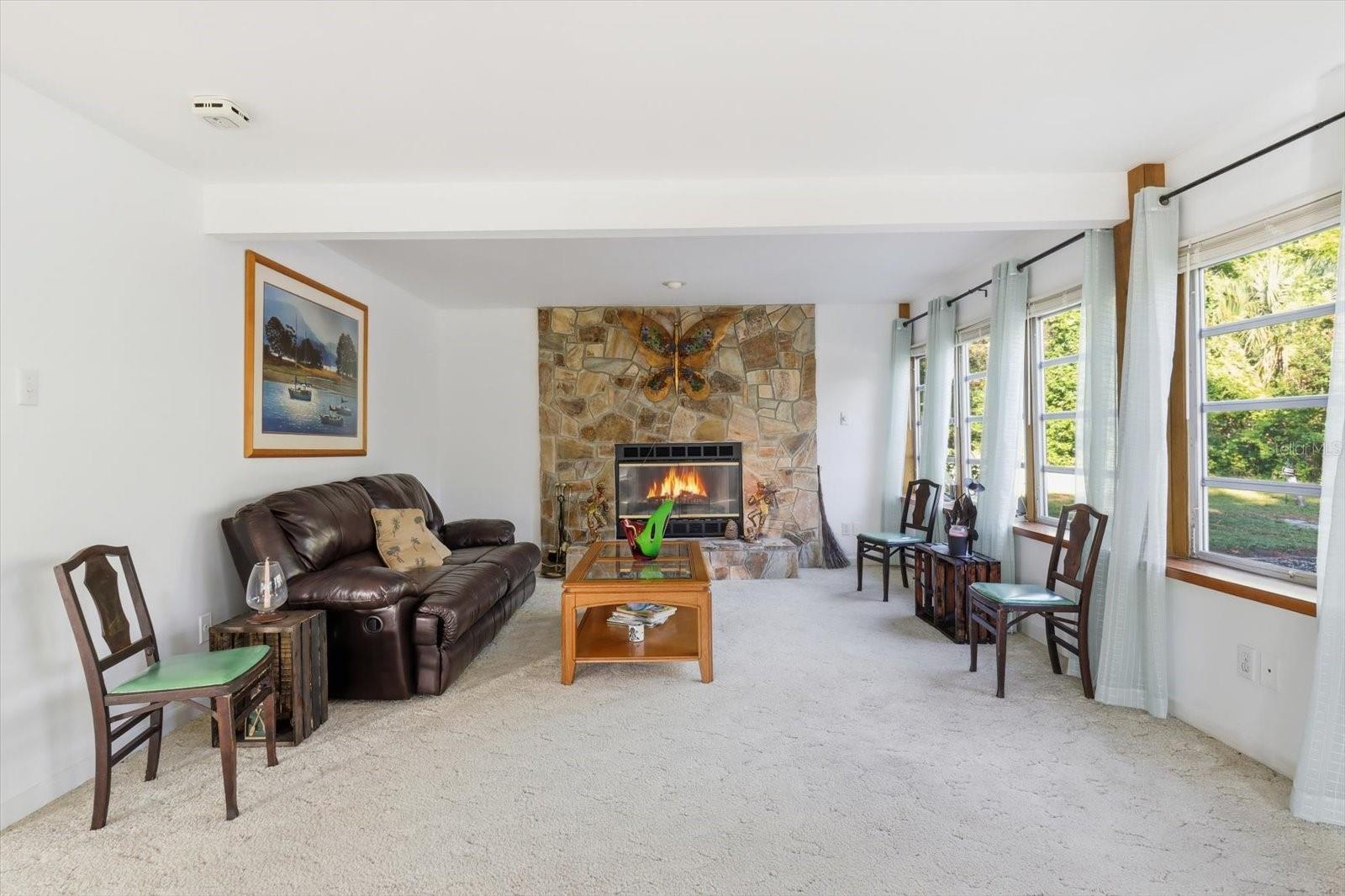 Image 7 of 50 For 11641 Salmon Drive