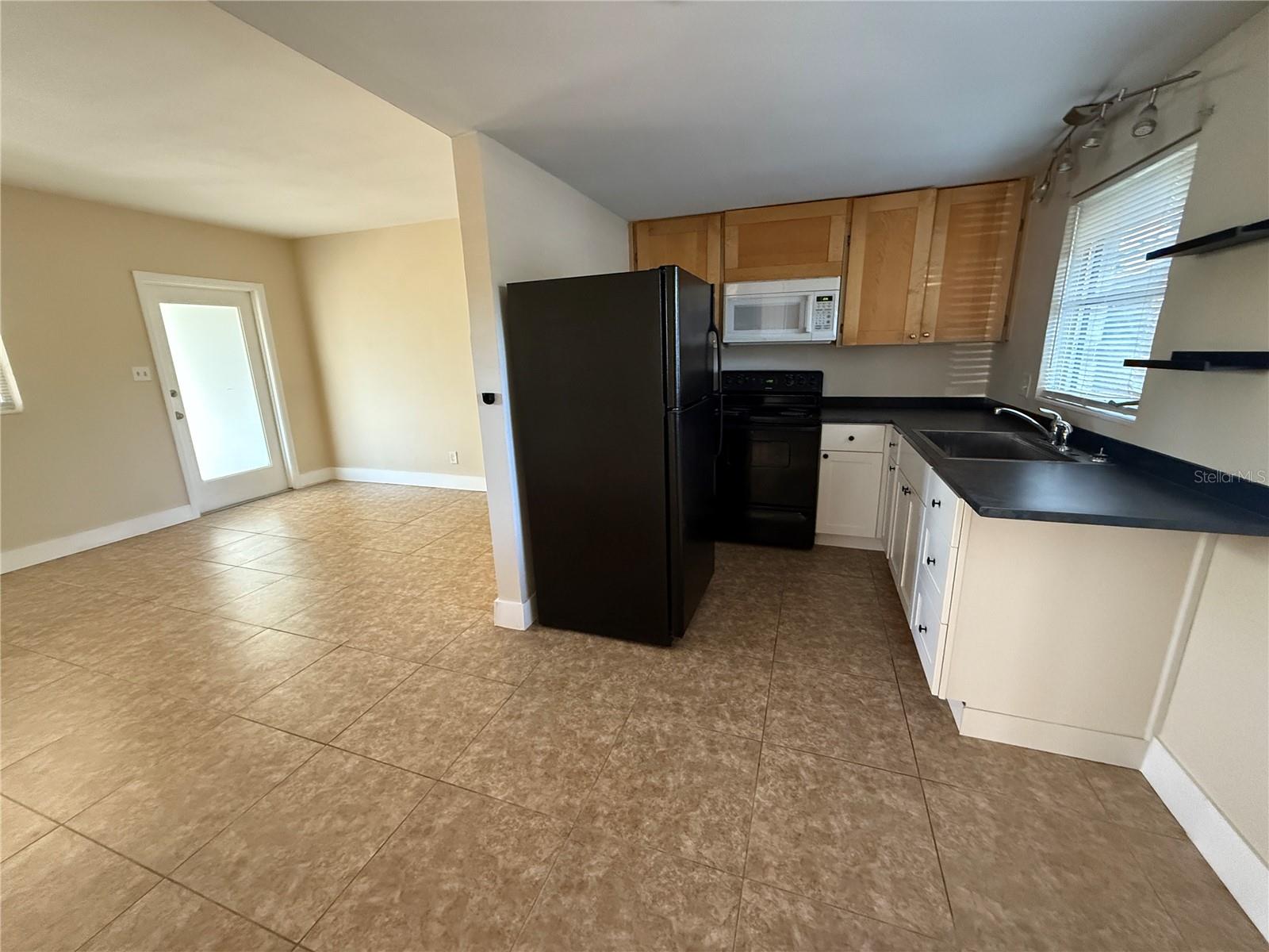 Image 7 of 19 For 12175 3rd Street E 4