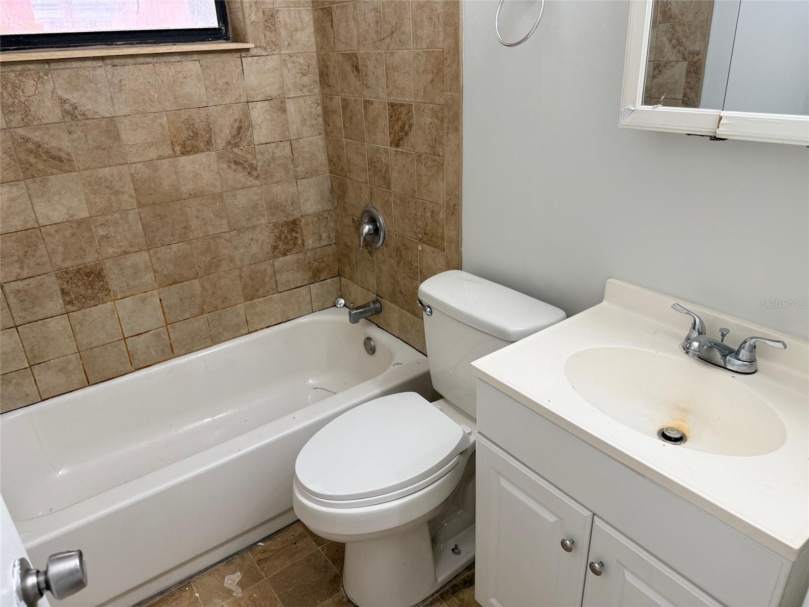 Image 14 of 26 For 1544 77th Avenue N