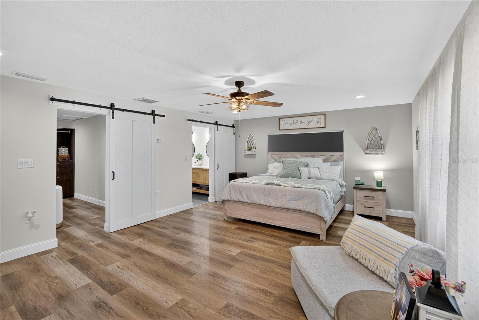 Listing photo id 23 for 2461 Sam Allen Road