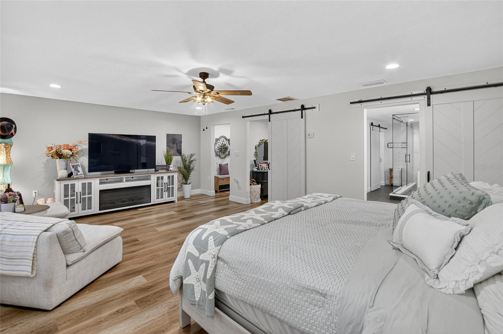 Listing photo id 25 for 2461 Sam Allen Road