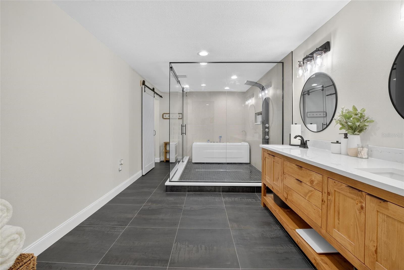 Listing photo id 26 for 2461 Sam Allen Road