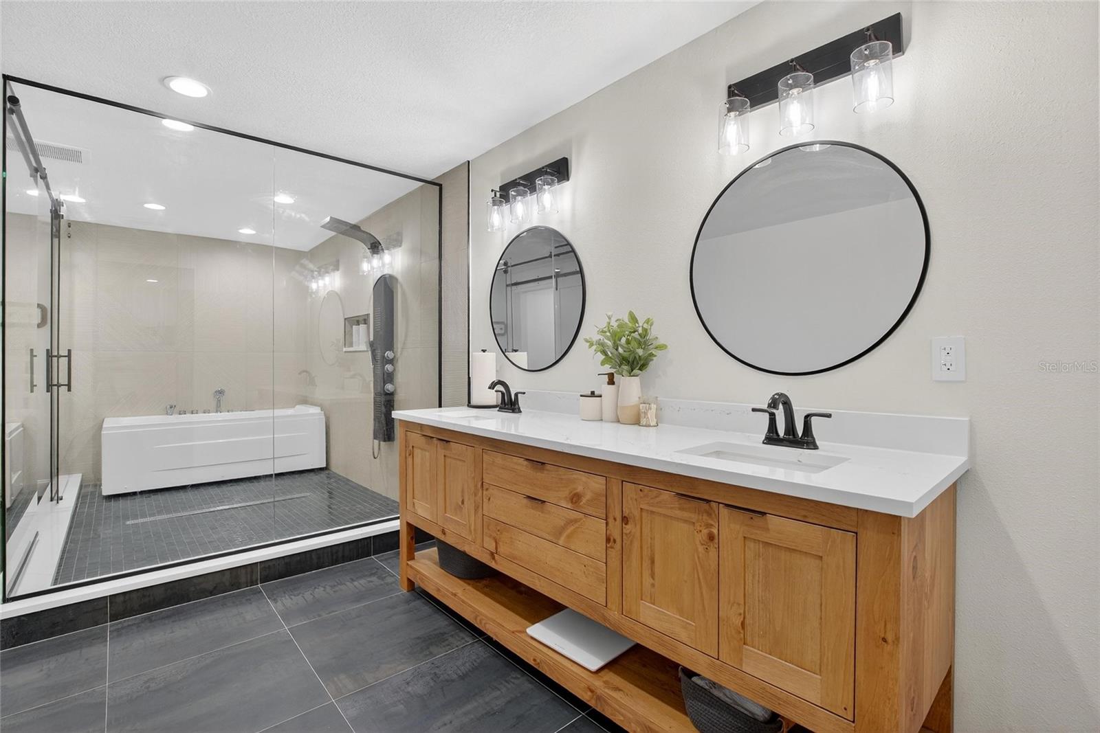 Listing photo id 27 for 2461 Sam Allen Road