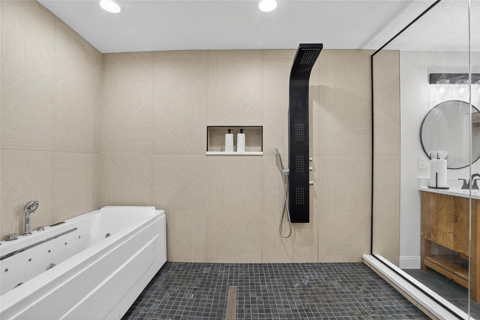 Listing photo id 28 for 2461 Sam Allen Road