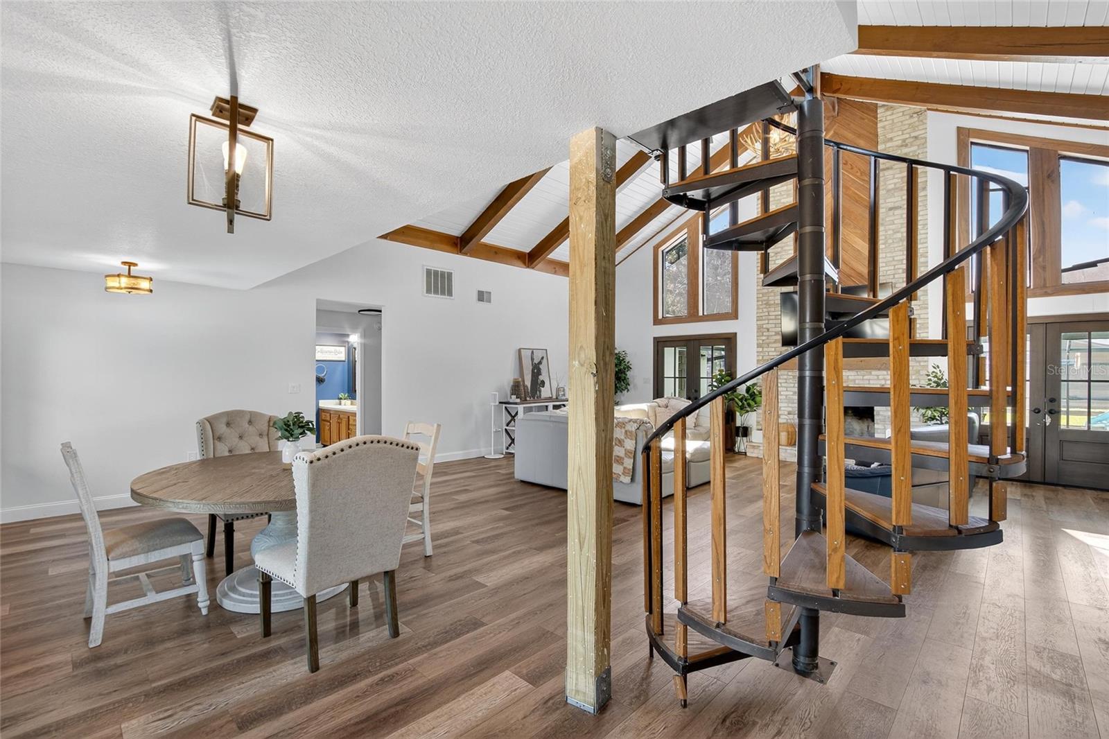 Listing photo id 31 for 2461 Sam Allen Road