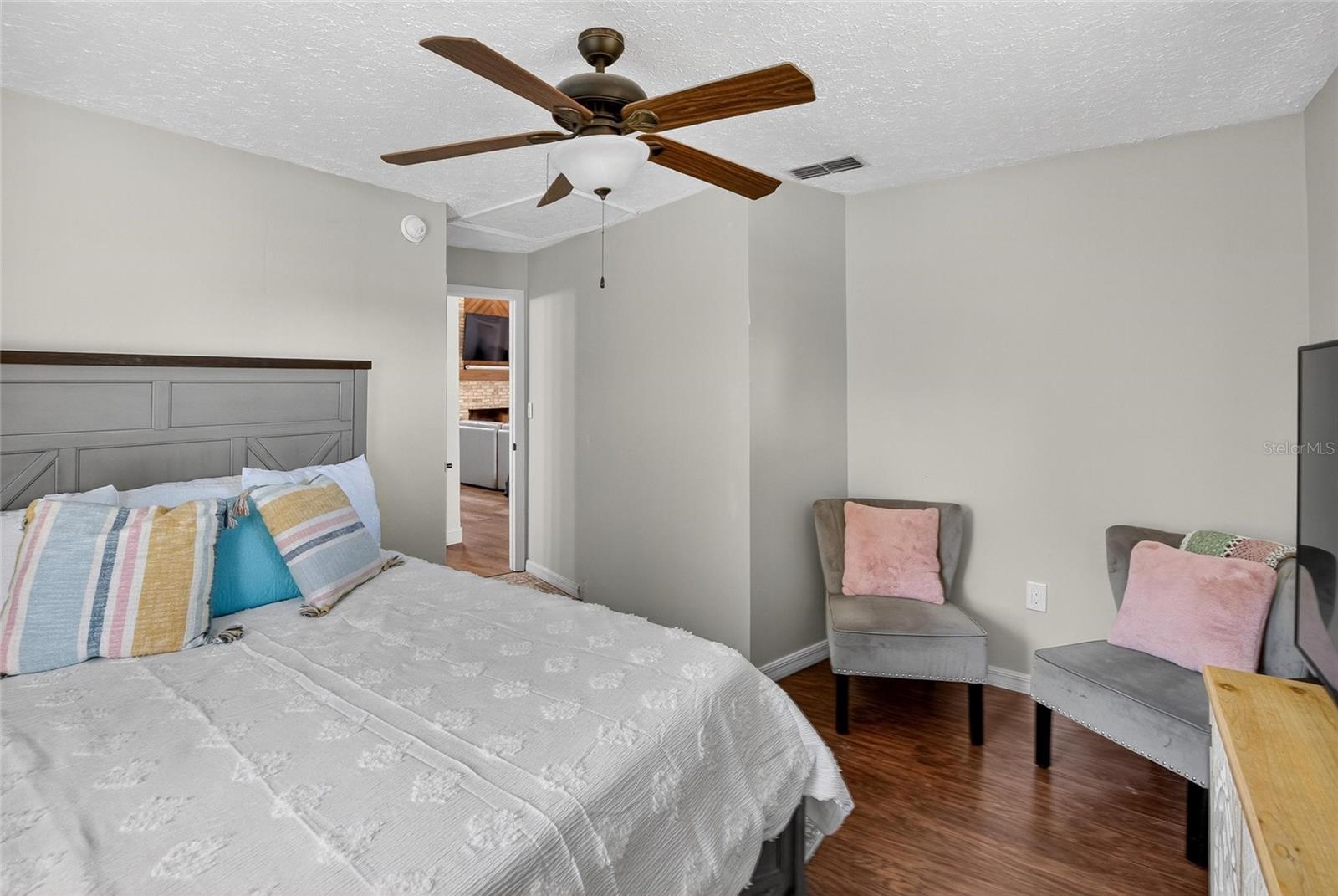 Listing photo id 35 for 2461 Sam Allen Road