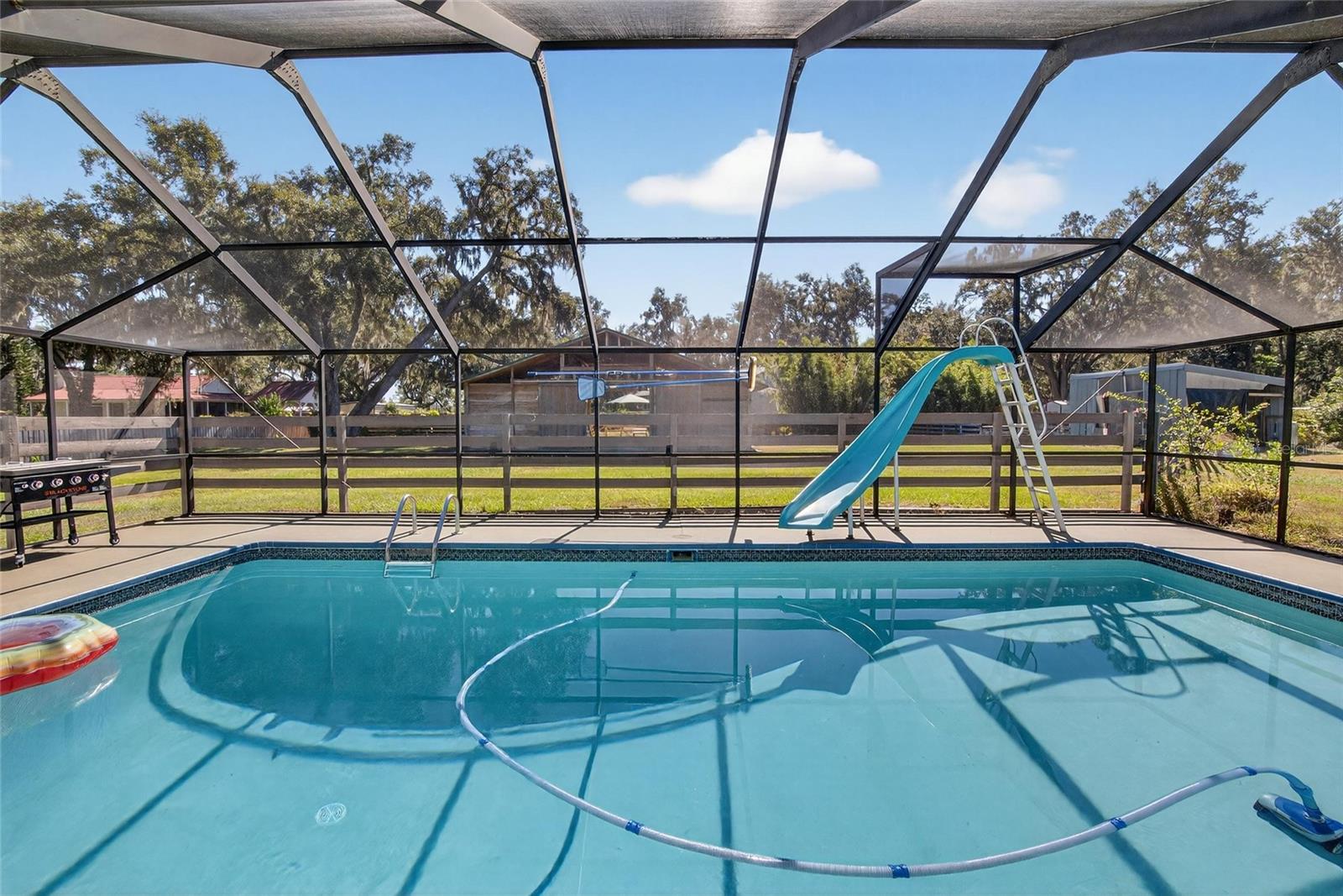 Listing photo id 45 for 2461 Sam Allen Road