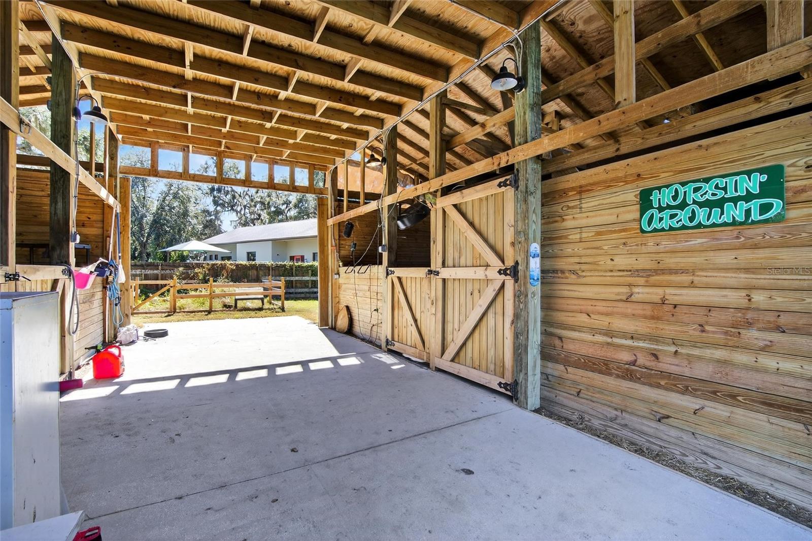 Listing photo id 48 for 2461 Sam Allen Road