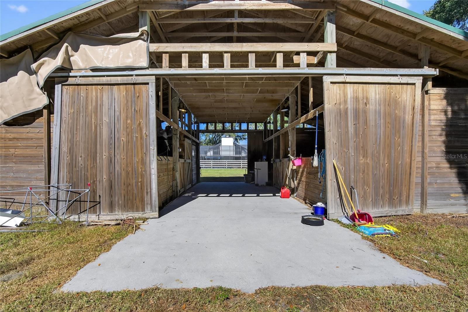 Listing photo id 49 for 2461 Sam Allen Road