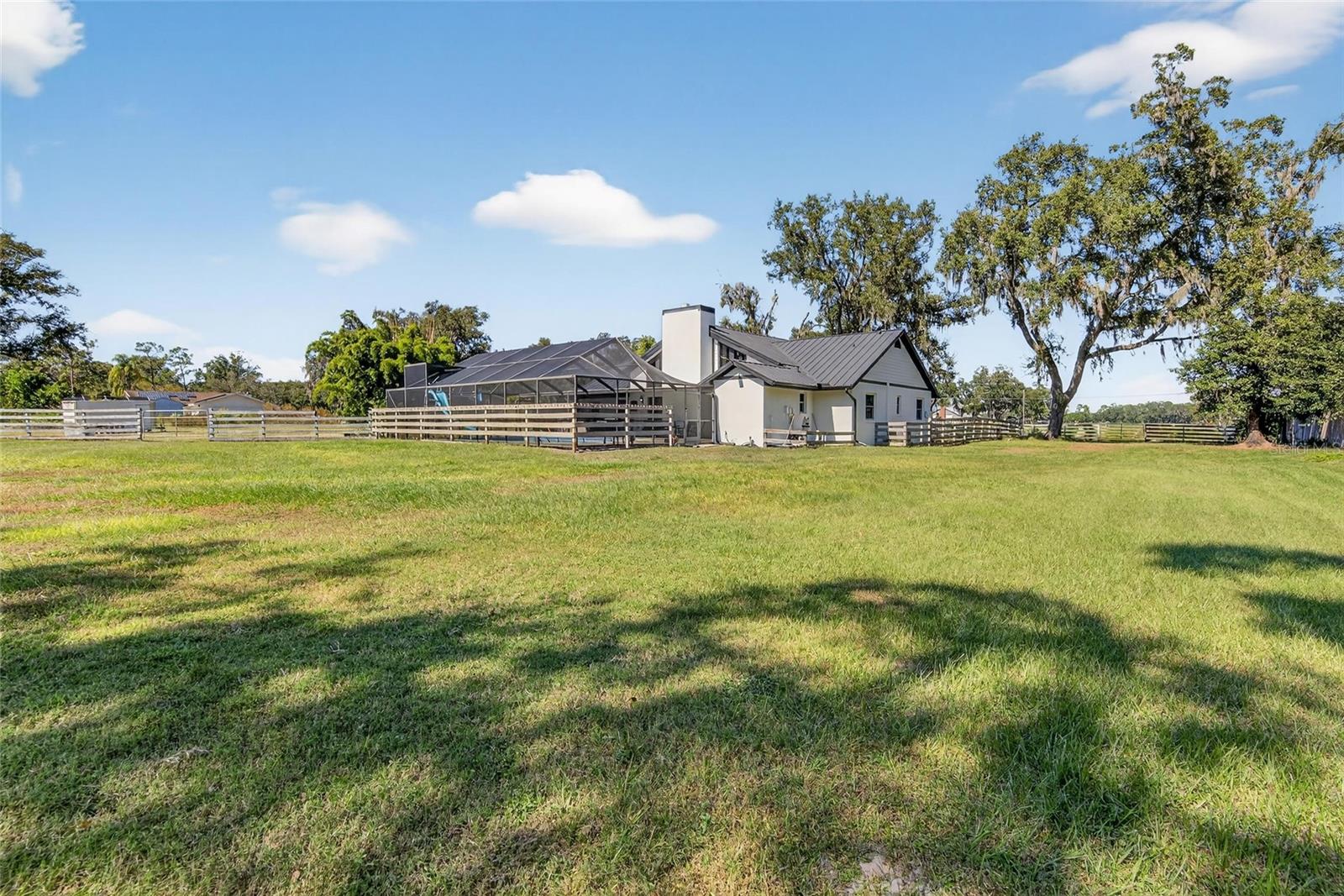 Listing photo id 51 for 2461 Sam Allen Road