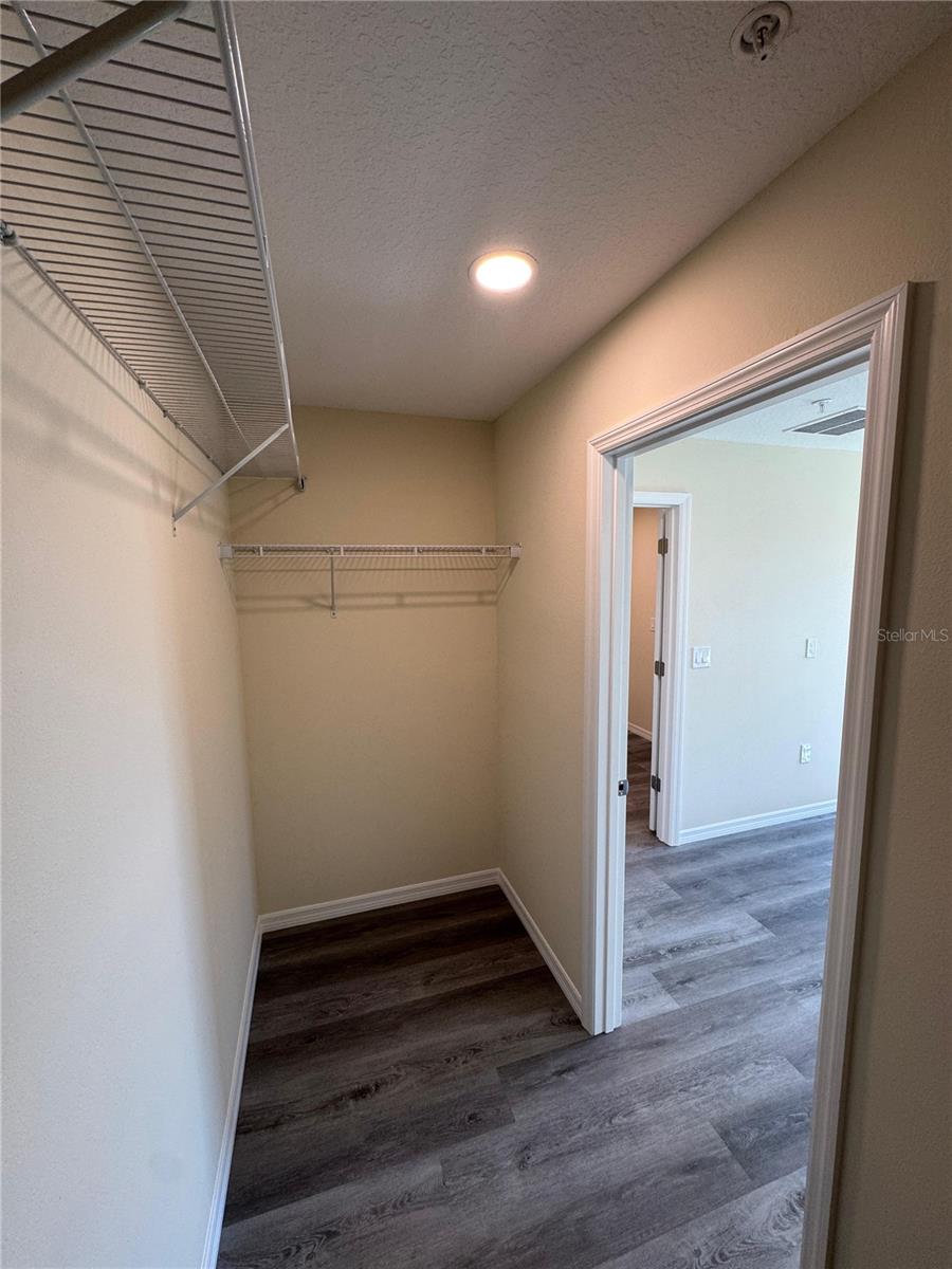 Image 16 of 28 For 4374 Cambio Gardens