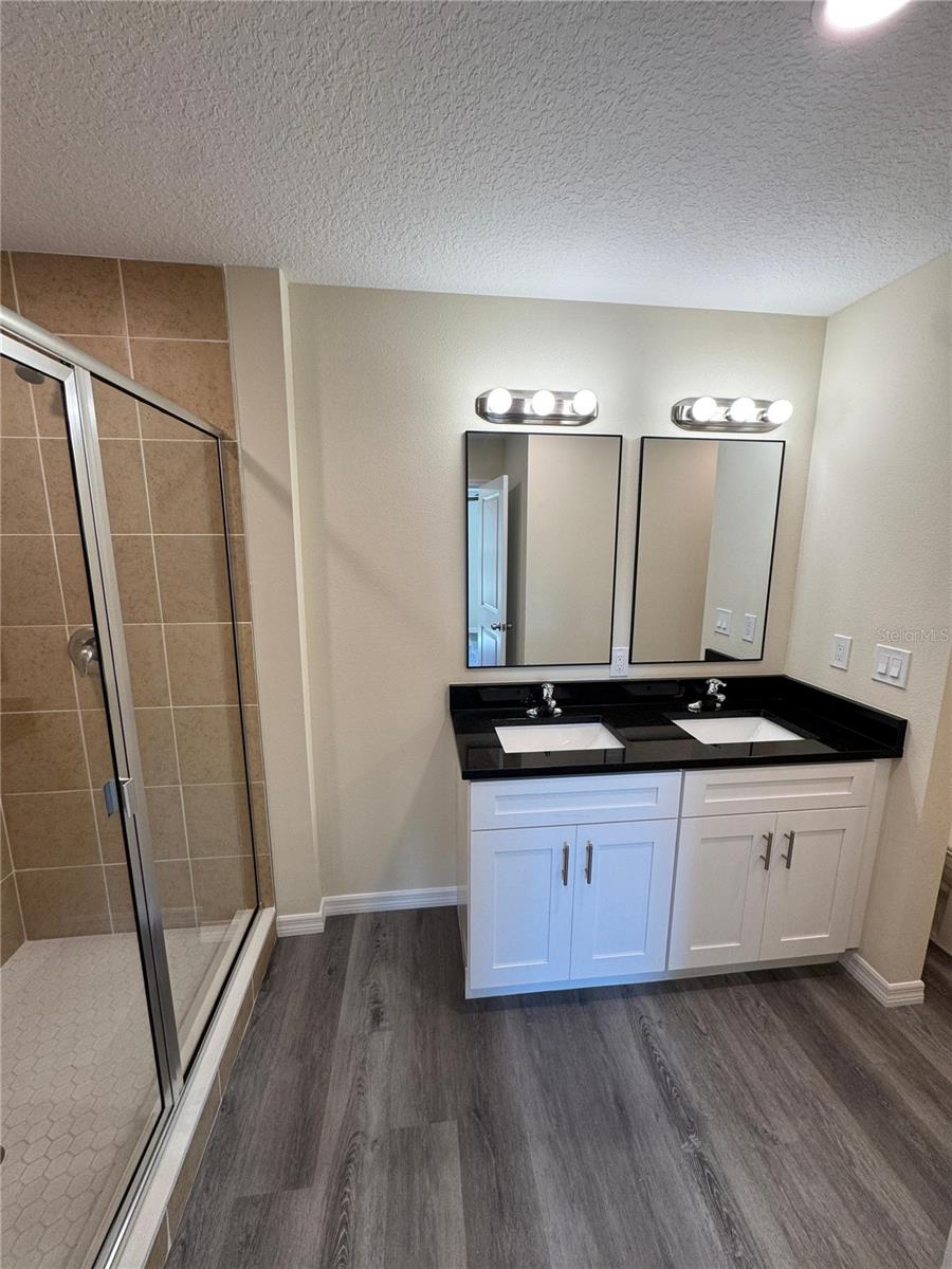 Image 23 of 28 For 4374 Cambio Gardens