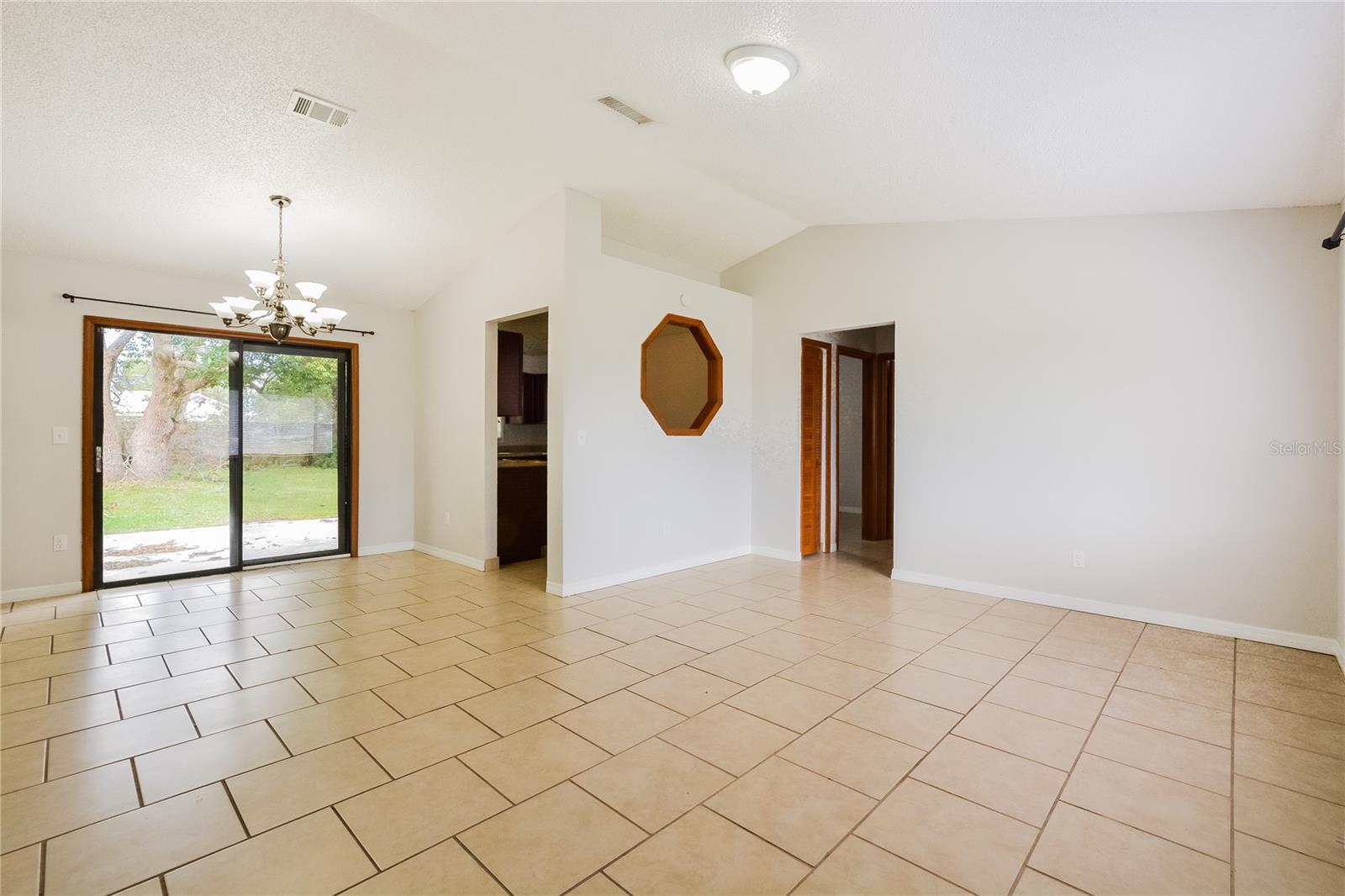 Image 11 of 16 For 3036 Beal Street