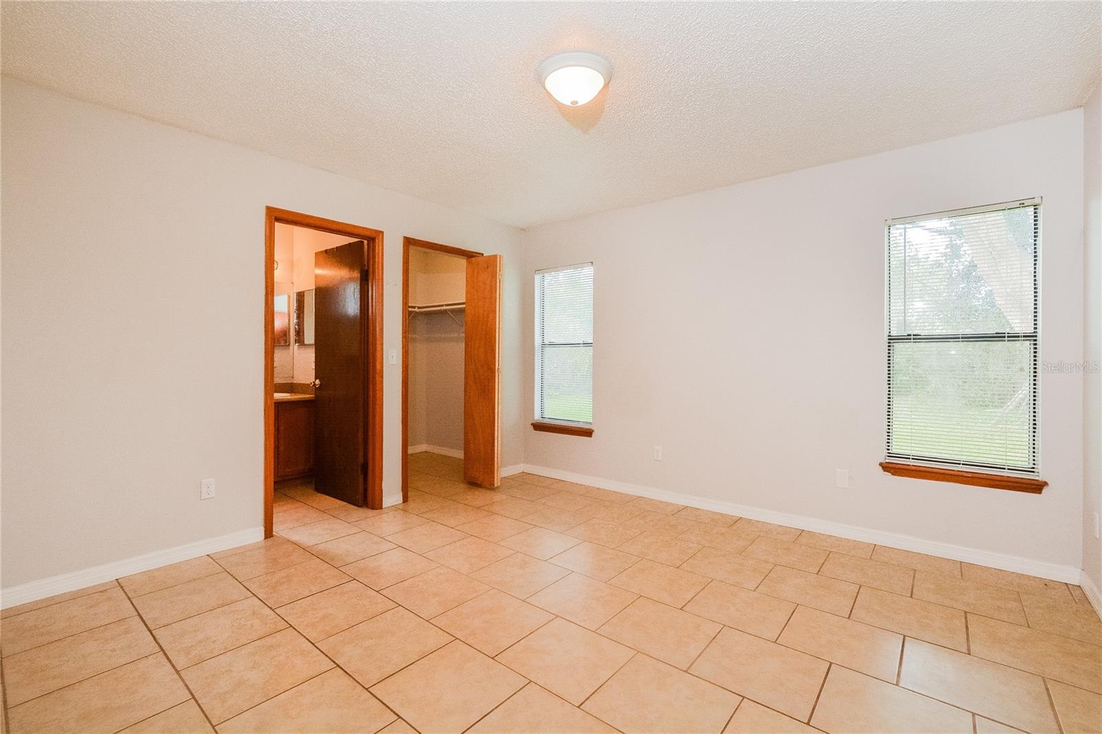 Image 3 of 16 For 3036 Beal Street