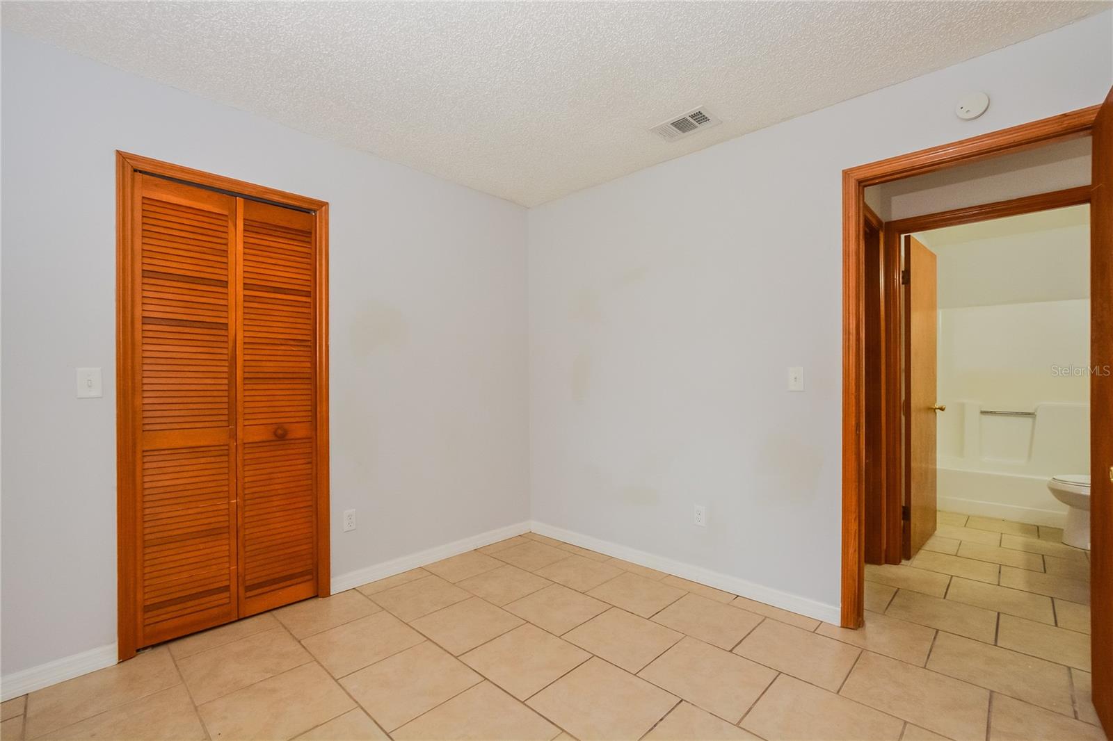 Image 7 of 16 For 3036 Beal Street