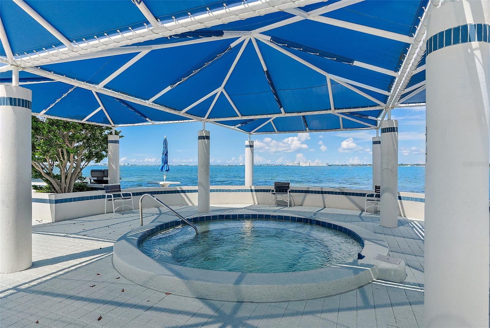 Image 17 of 22 For 5281 Isla Key Boulevard S 307