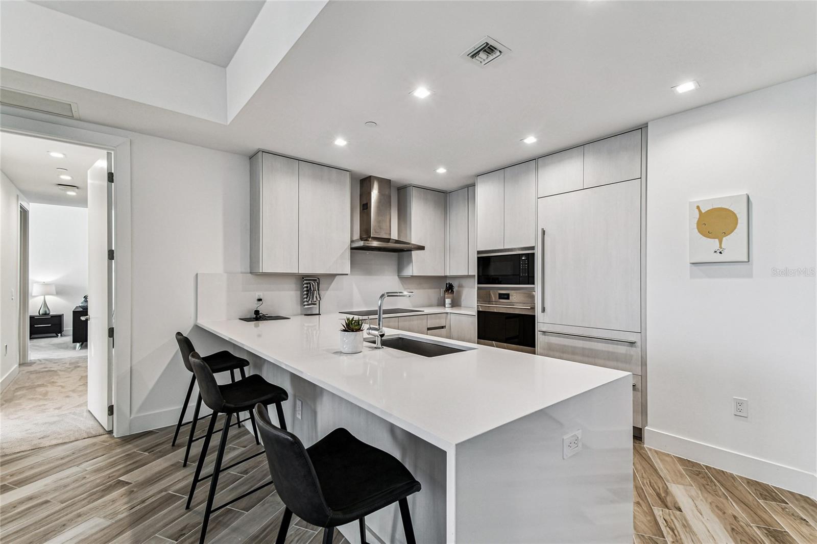 Image 18 of 85 For 5120 Marina Way 14006