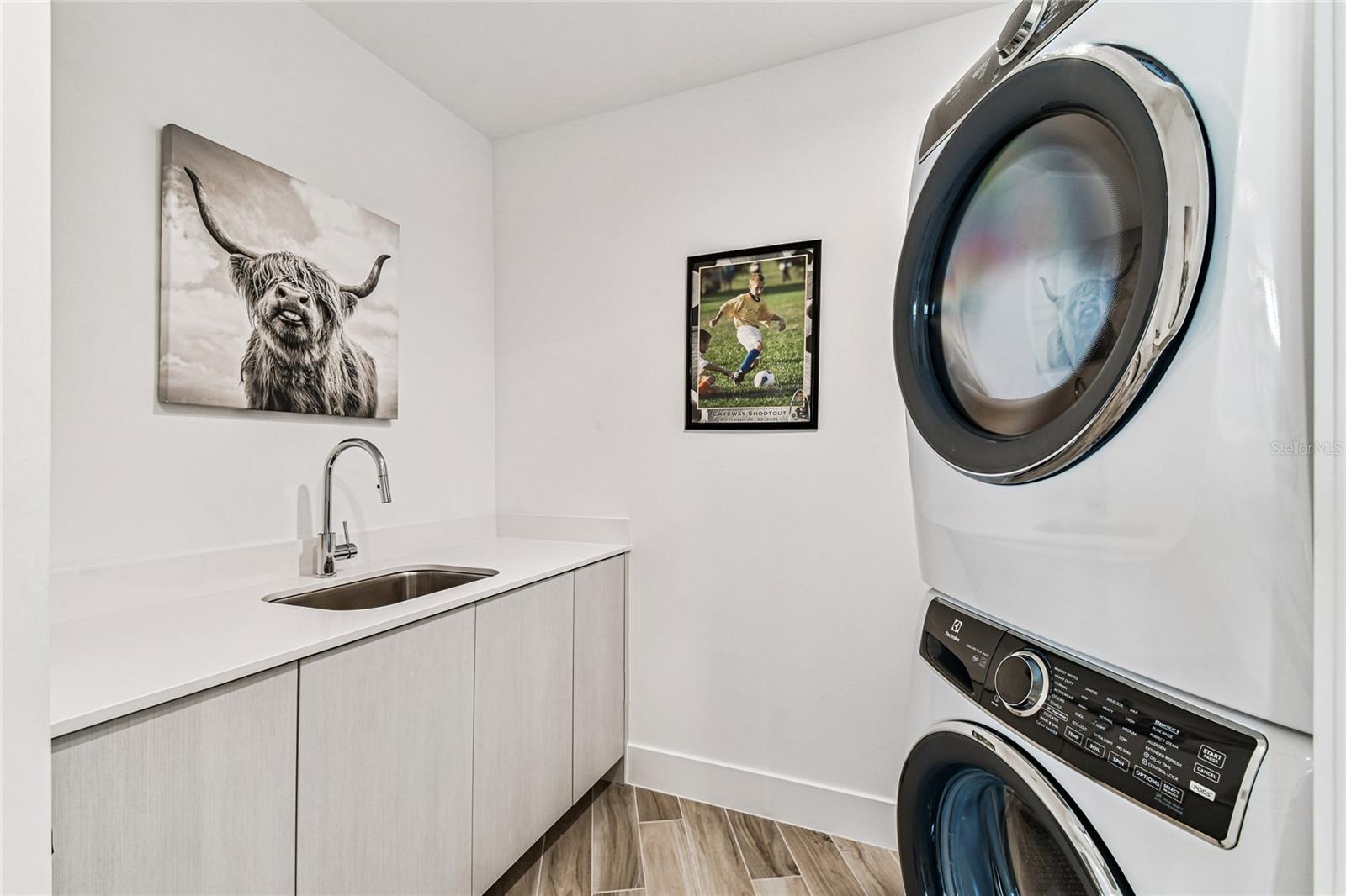 Image 27 of 85 For 5120 Marina Way 14006