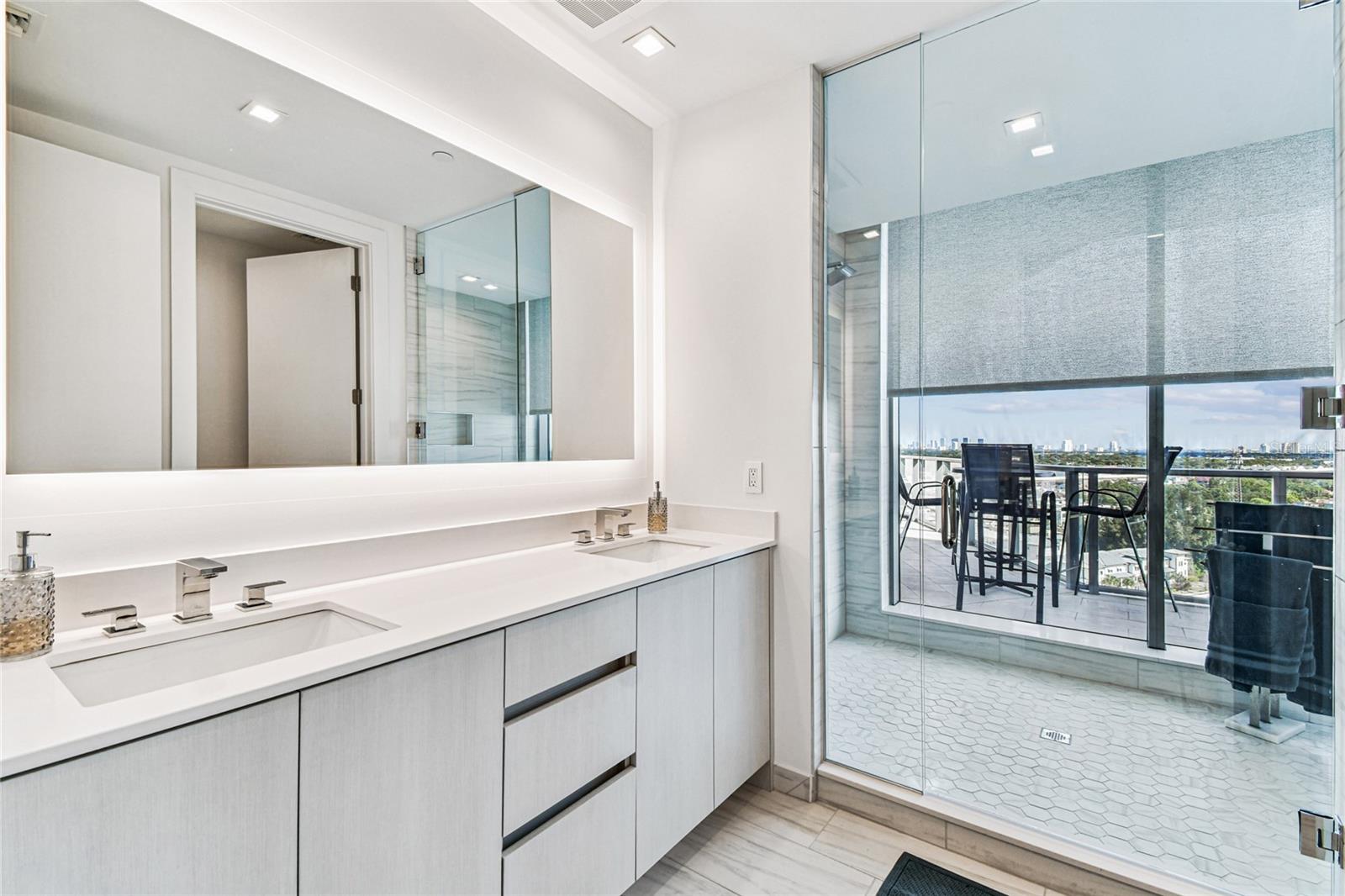 Image 29 of 85 For 5120 Marina Way 14006