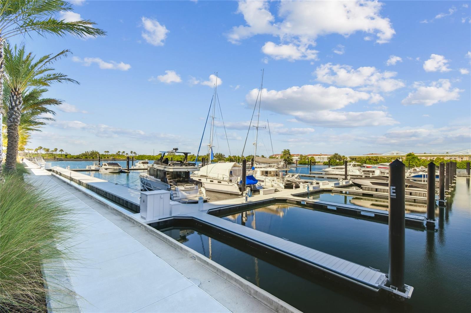 Image 49 of 85 For 5120 Marina Way 14006