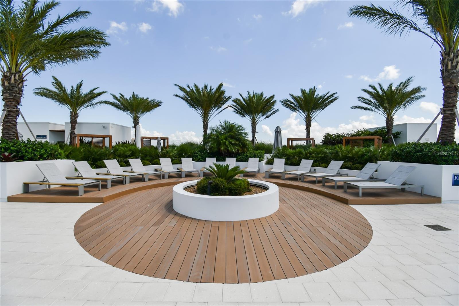 Image 61 of 85 For 5120 Marina Way 14006