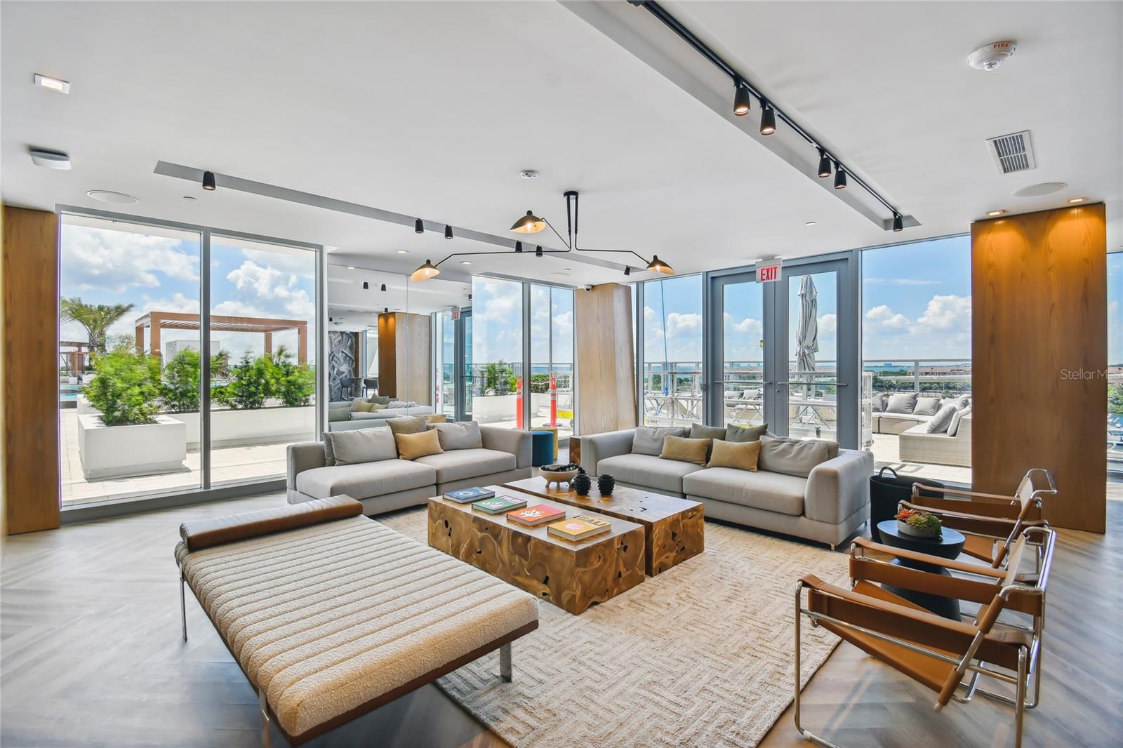 Image 69 of 85 For 5120 Marina Way 14006