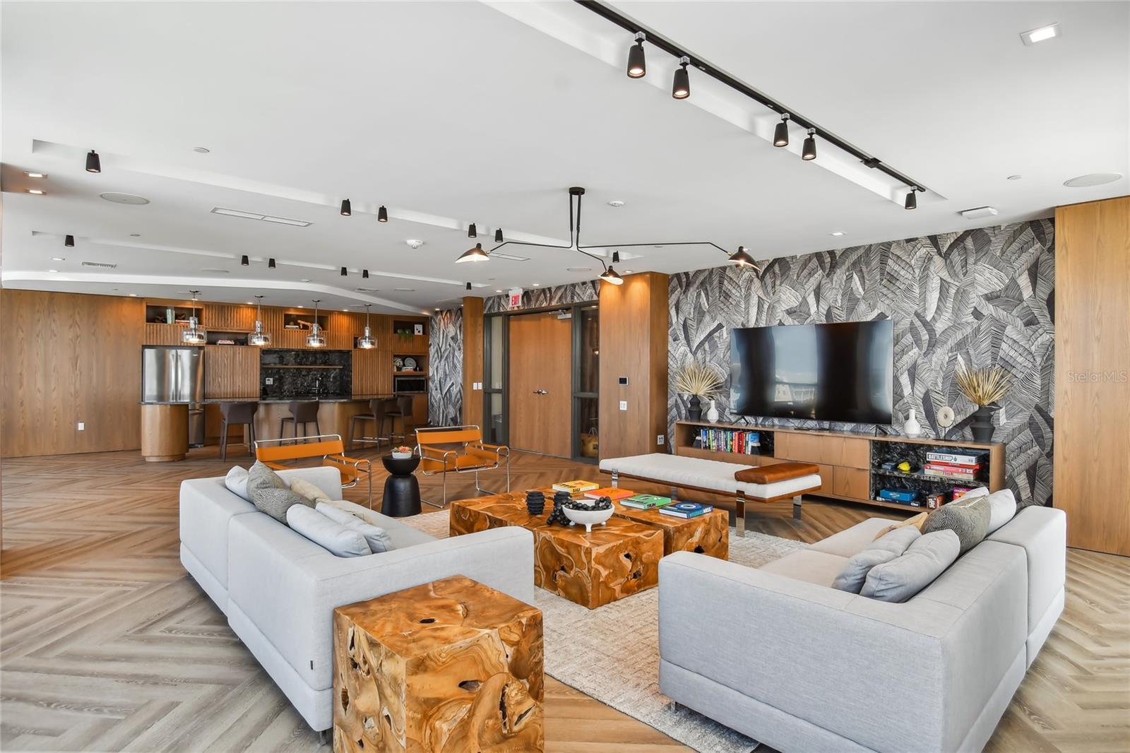 Image 71 of 85 For 5120 Marina Way 14006