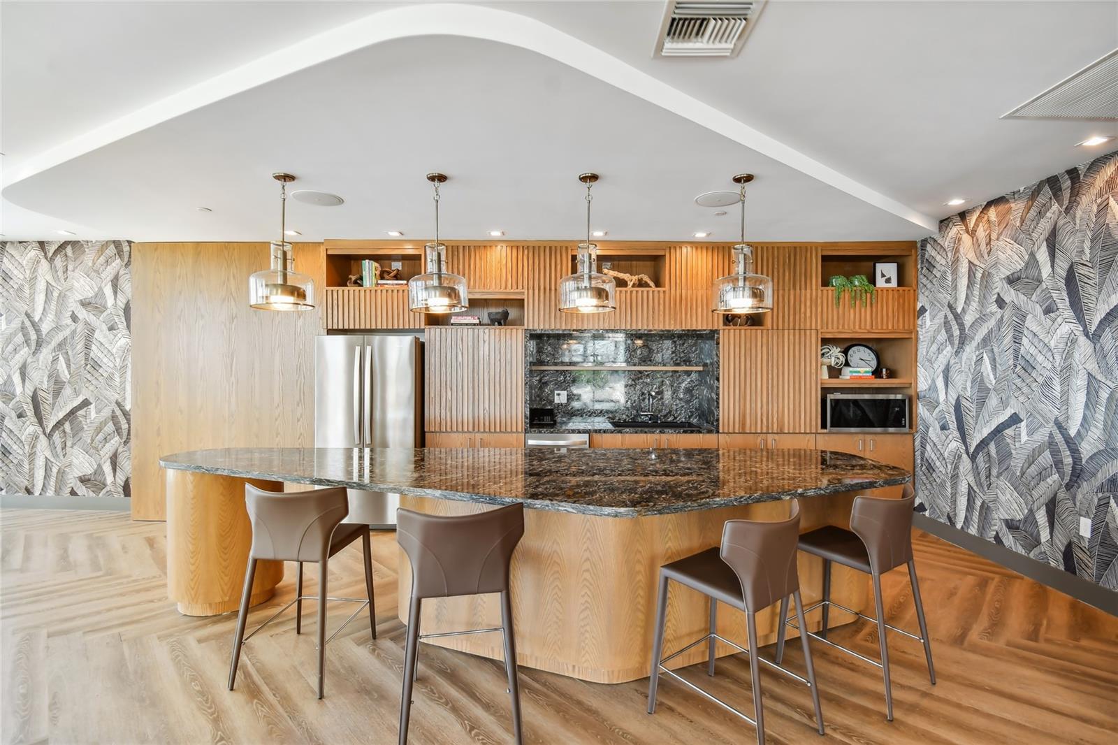 Image 72 of 85 For 5120 Marina Way 14006