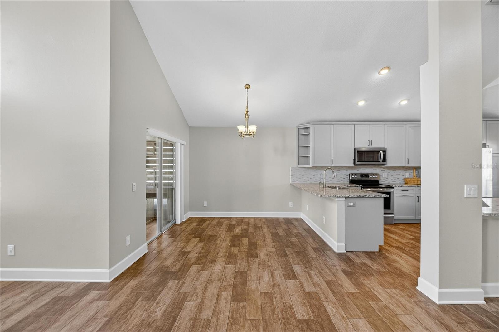 Image 12 of 66 For 4102 Medbury Drive