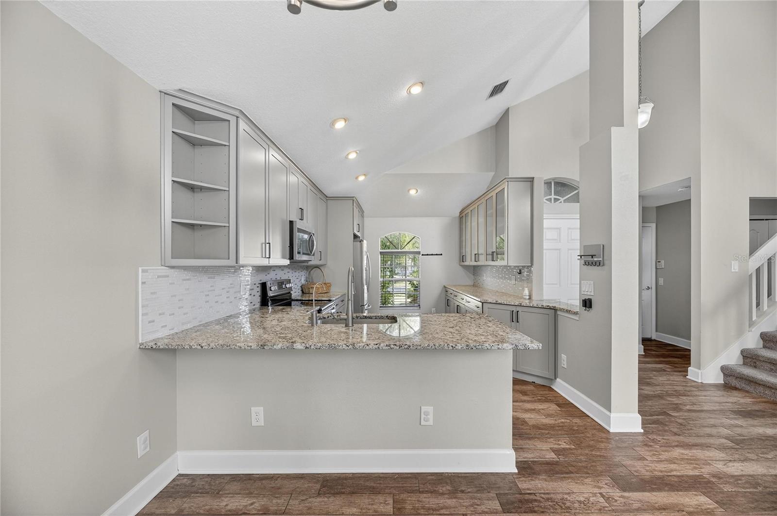 Image 17 of 66 For 4102 Medbury Drive