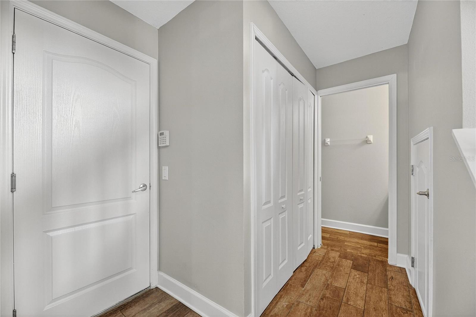 Image 25 of 66 For 4102 Medbury Drive