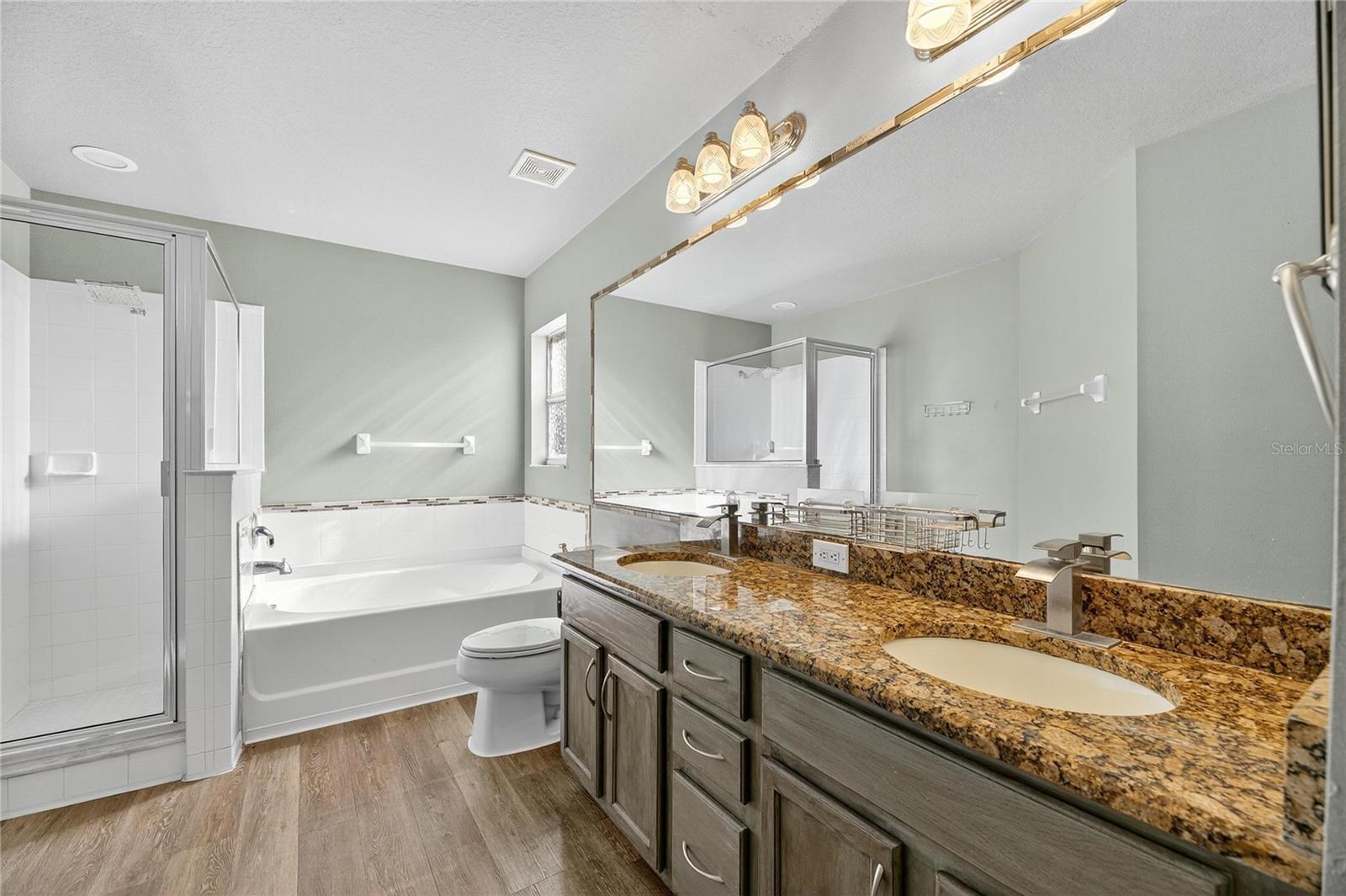 Image 35 of 66 For 4102 Medbury Drive