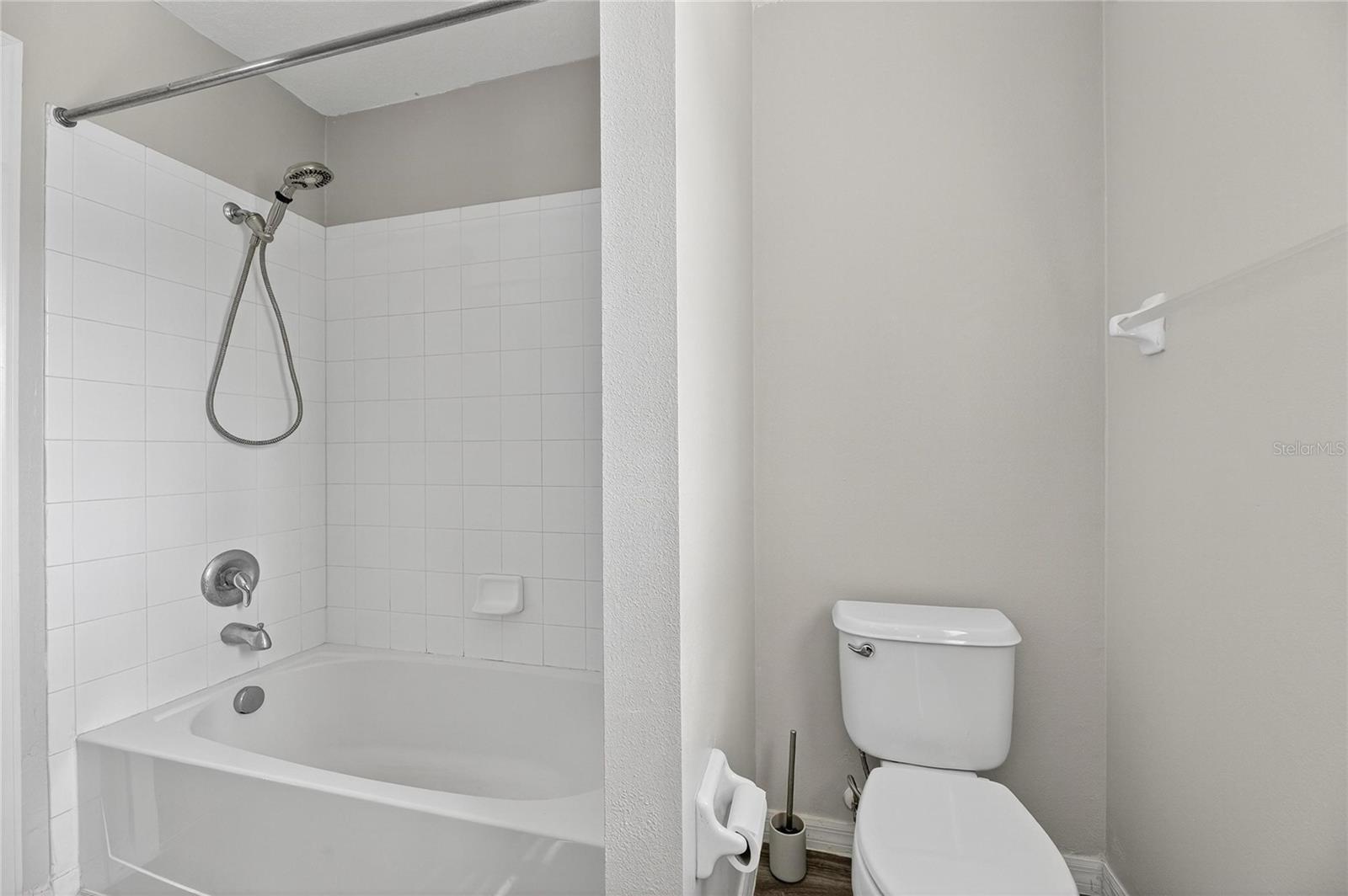 Image 48 of 66 For 4102 Medbury Drive