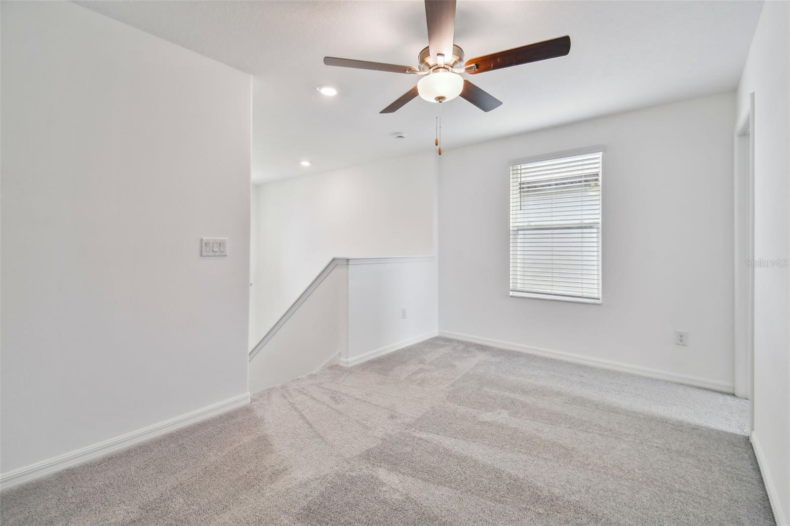 Image 10 of 27 For 11126 Radiant Shore Loop