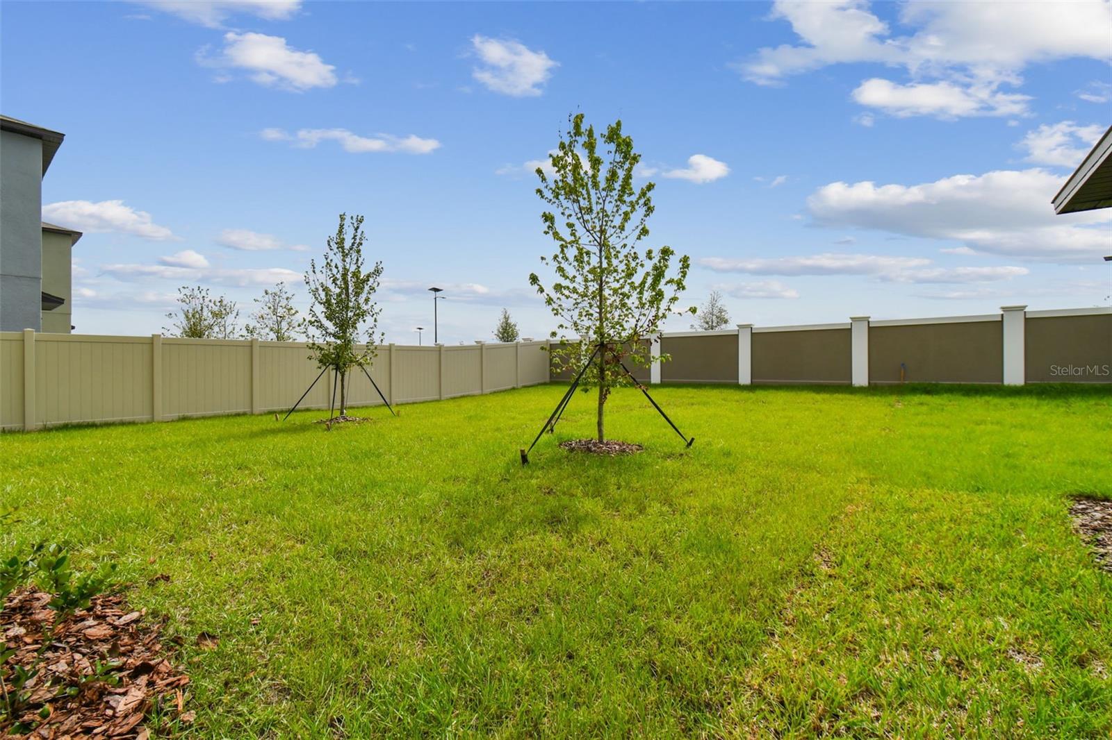 Image 14 of 27 For 11126 Radiant Shore Loop