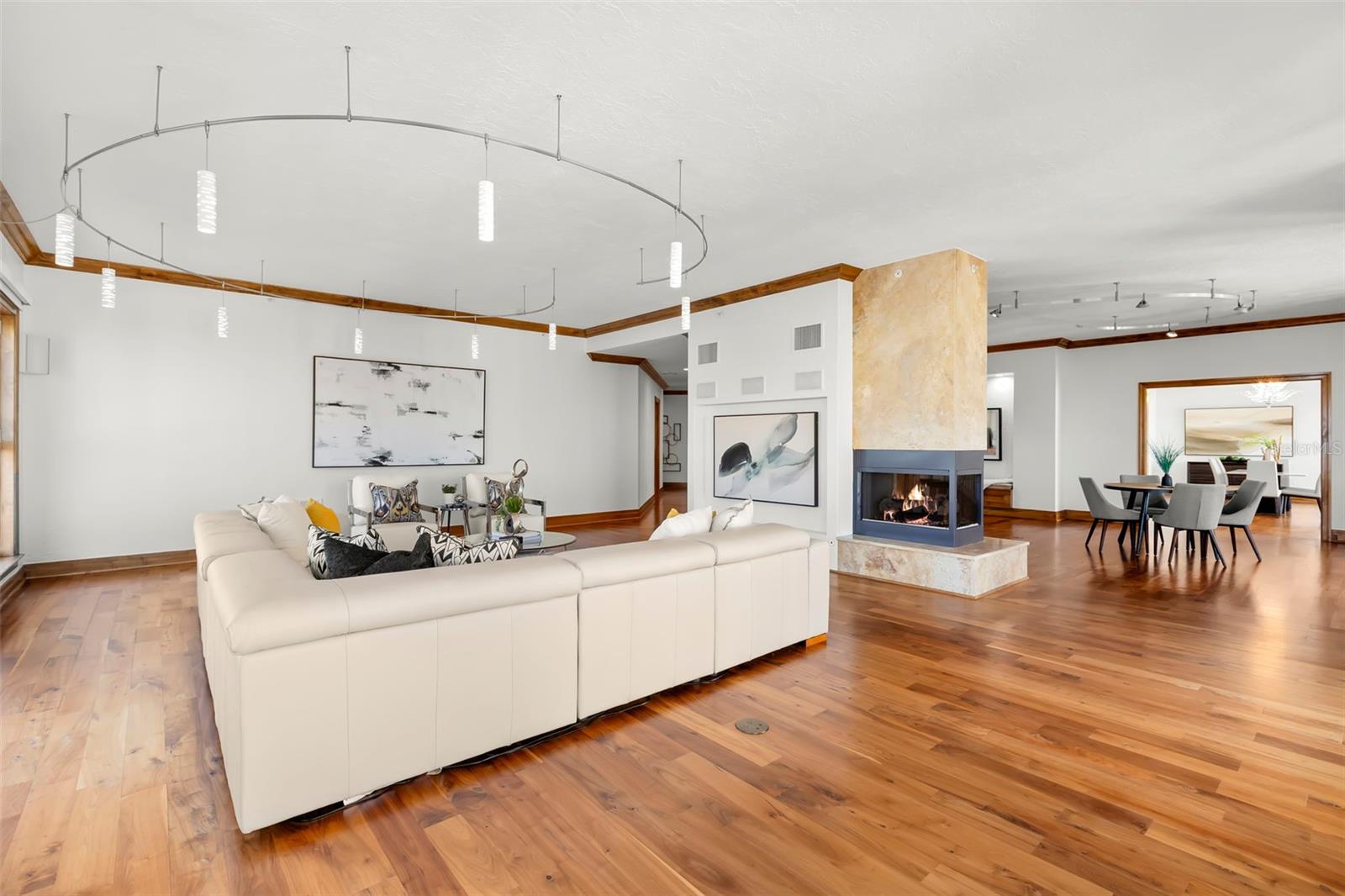 Listing photo id 22 for 288 Beach Drive Ne Ph-2a