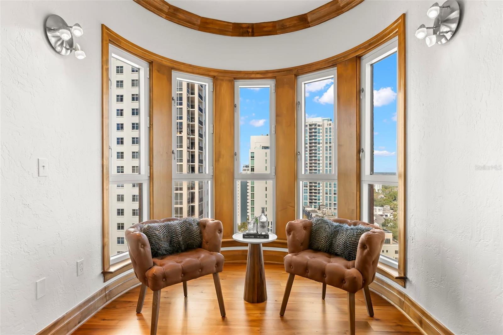 Listing photo id 27 for 288 Beach Drive Ne Ph-2a