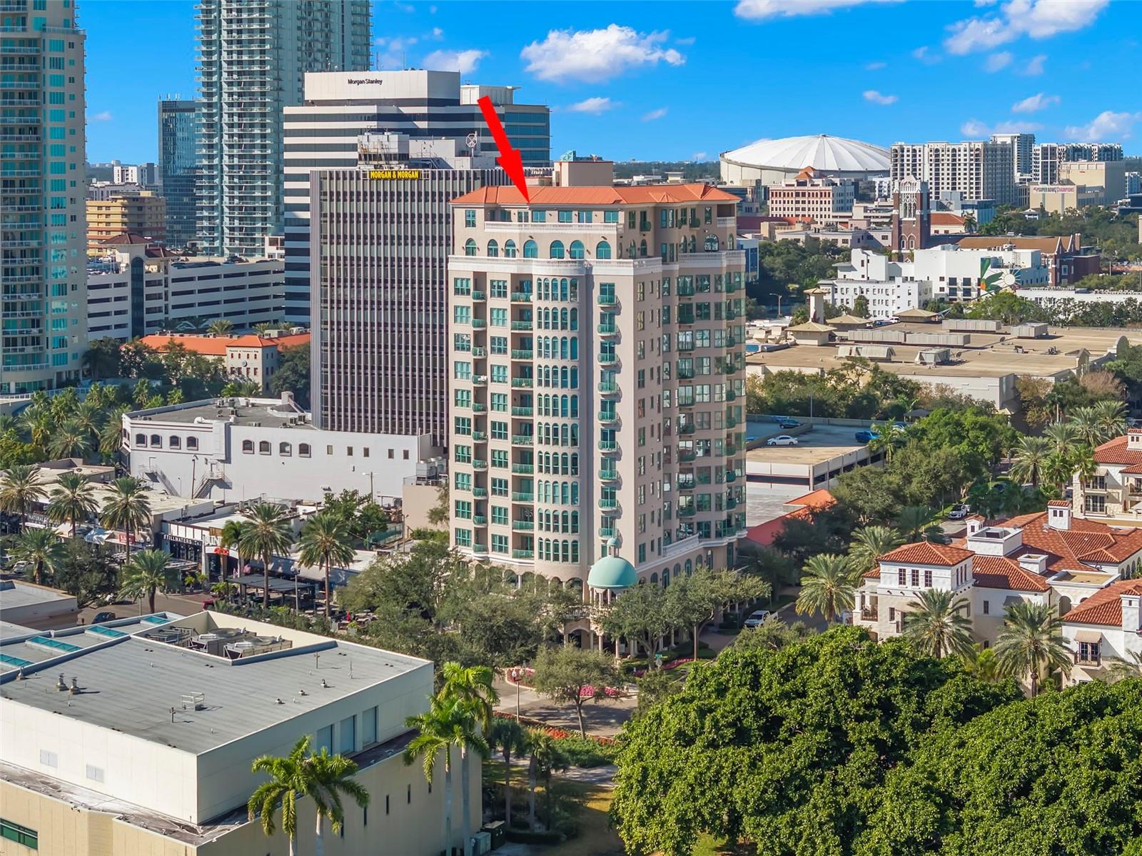 Listing photo id 1 for 288 Beach Drive Ne Ph-2a