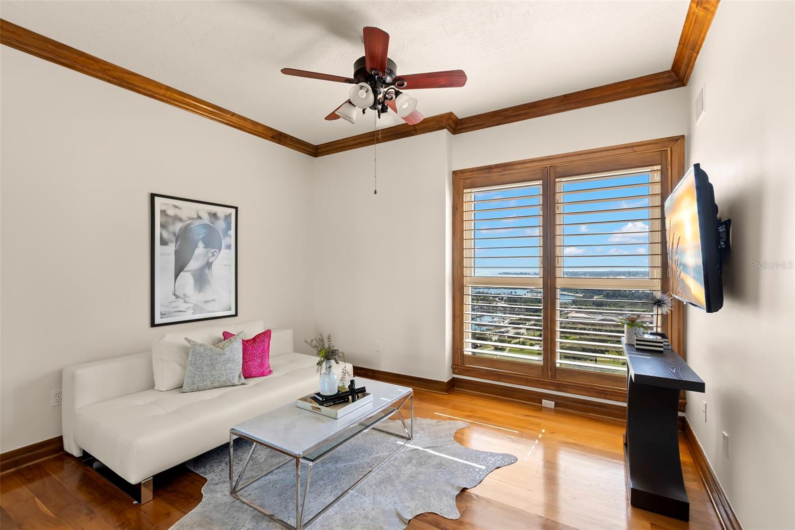 Listing photo id 63 for 288 Beach Drive Ne Ph-2a