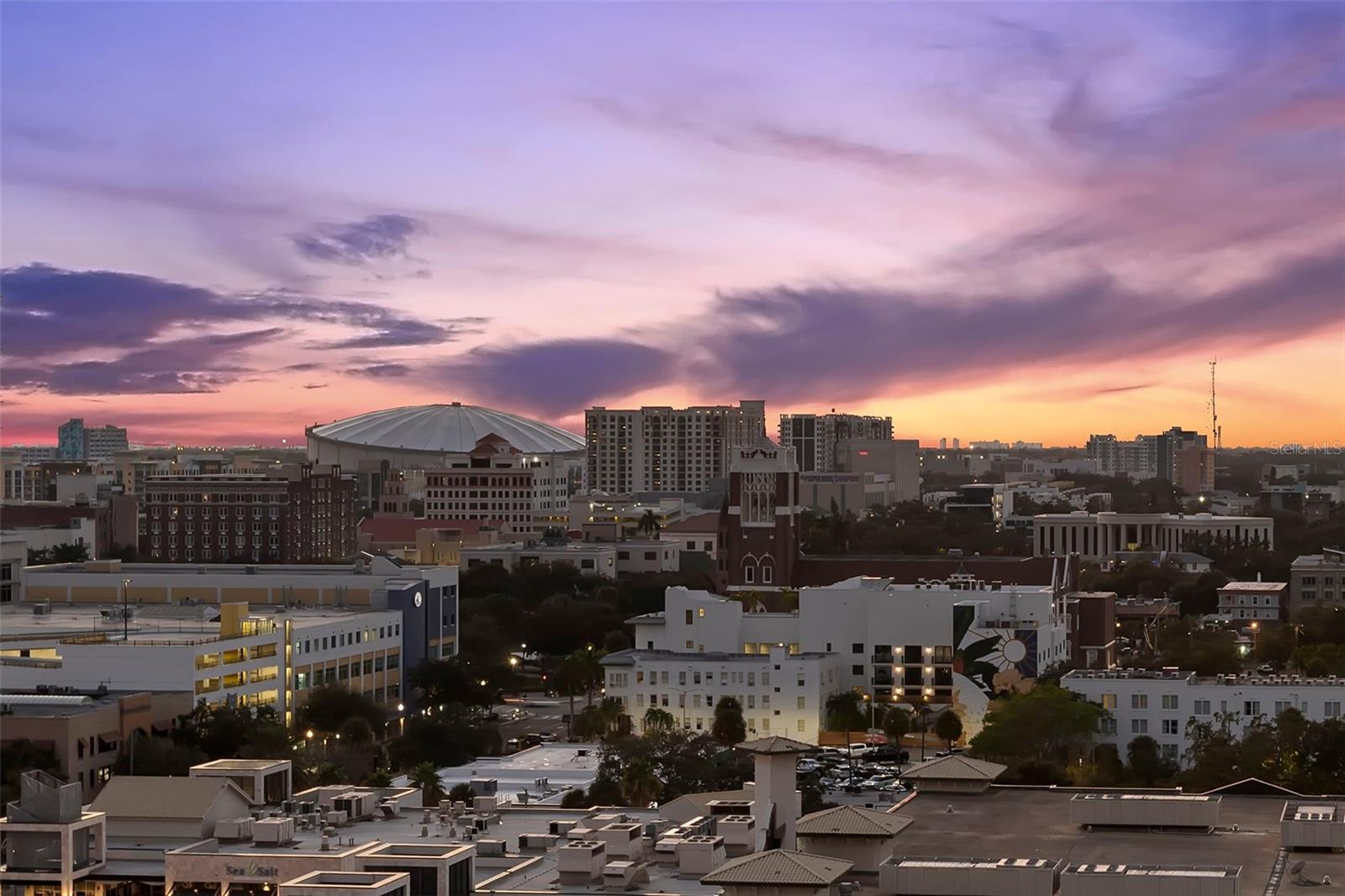 Listing photo id 80 for 288 Beach Drive Ne Ph-2a