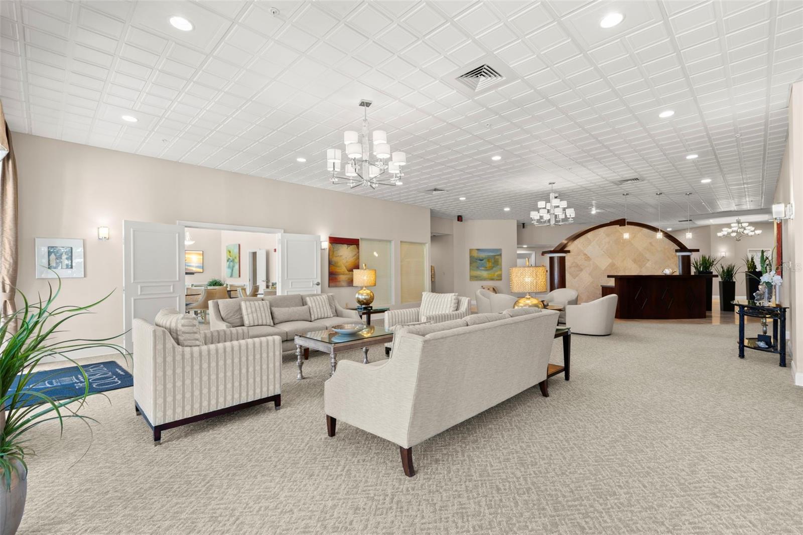 Listing photo id 94 for 288 Beach Drive Ne Ph-2a