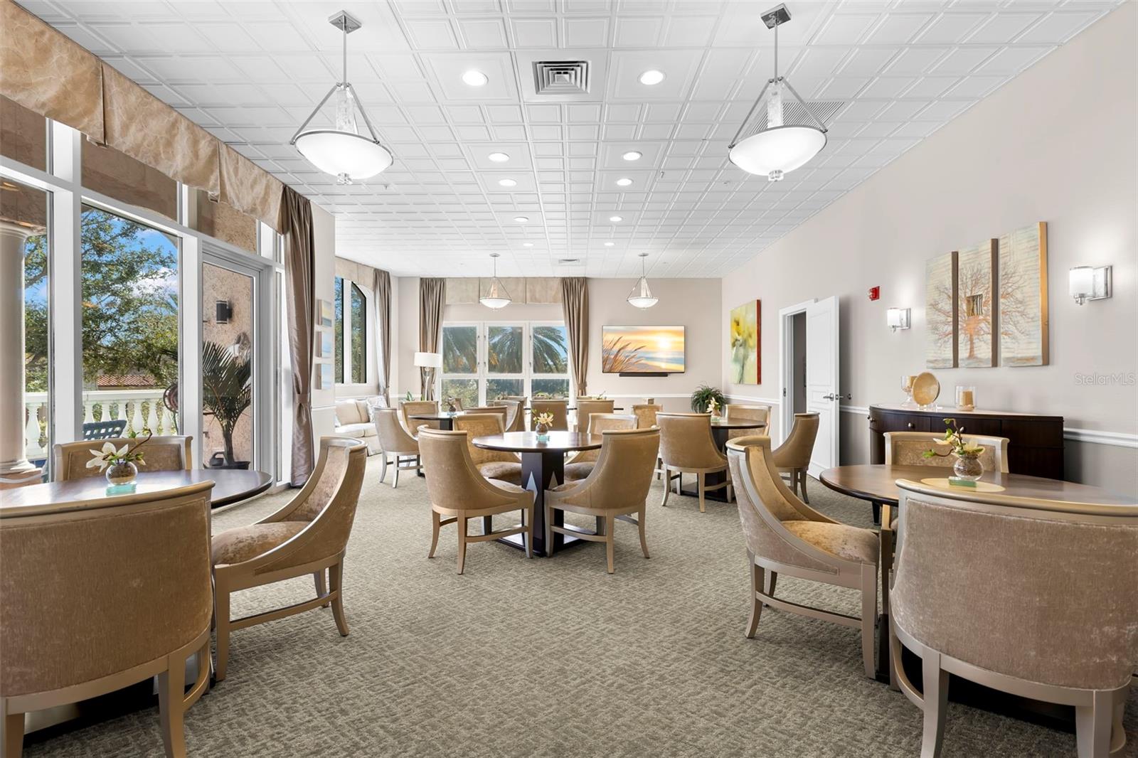 Listing photo id 95 for 288 Beach Drive Ne Ph-2a