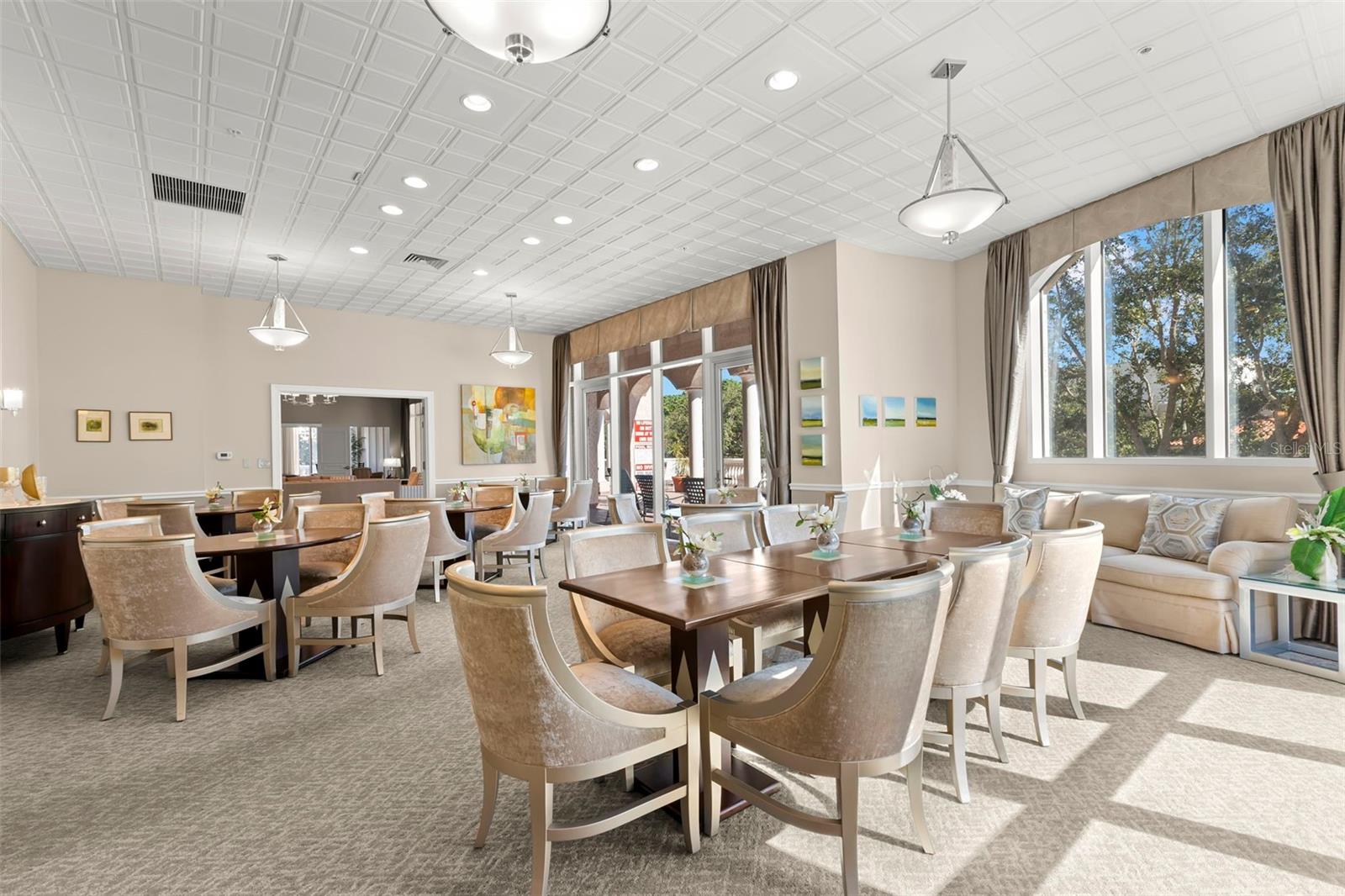 Listing photo id 96 for 288 Beach Drive Ne Ph-2a