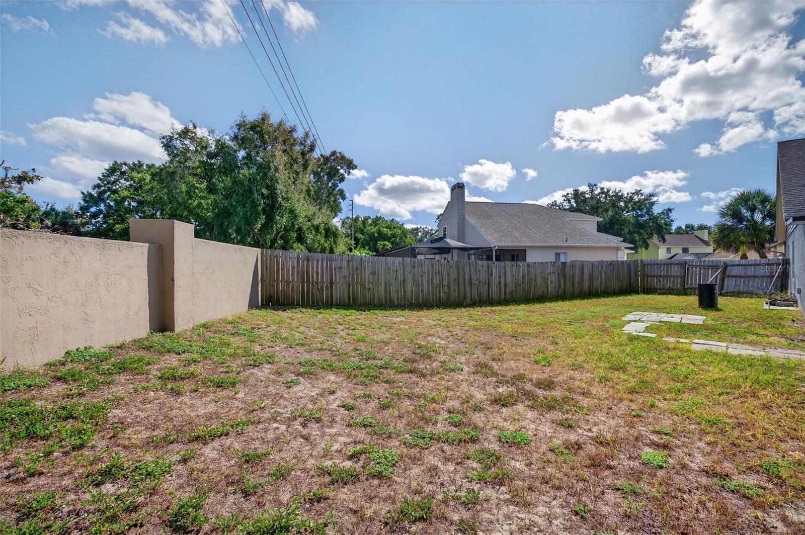 Image 29 of 41 For 3253 Montrose Circle