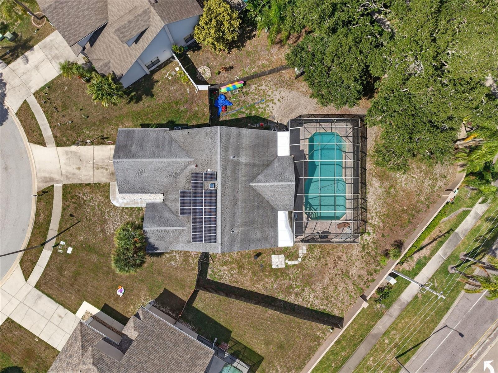 Image 33 of 41 For 3253 Montrose Circle